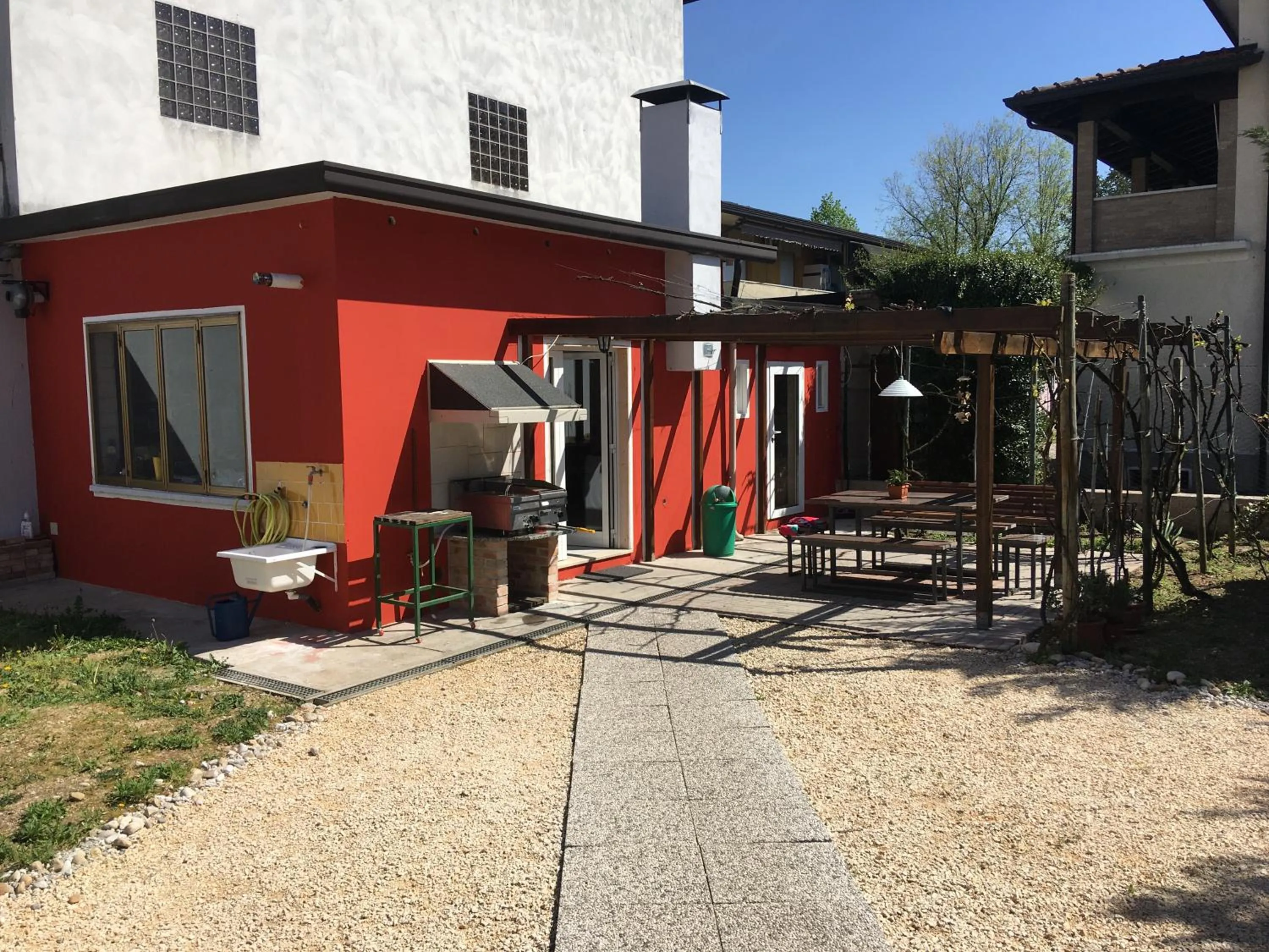 Patio in piccadilly b&b