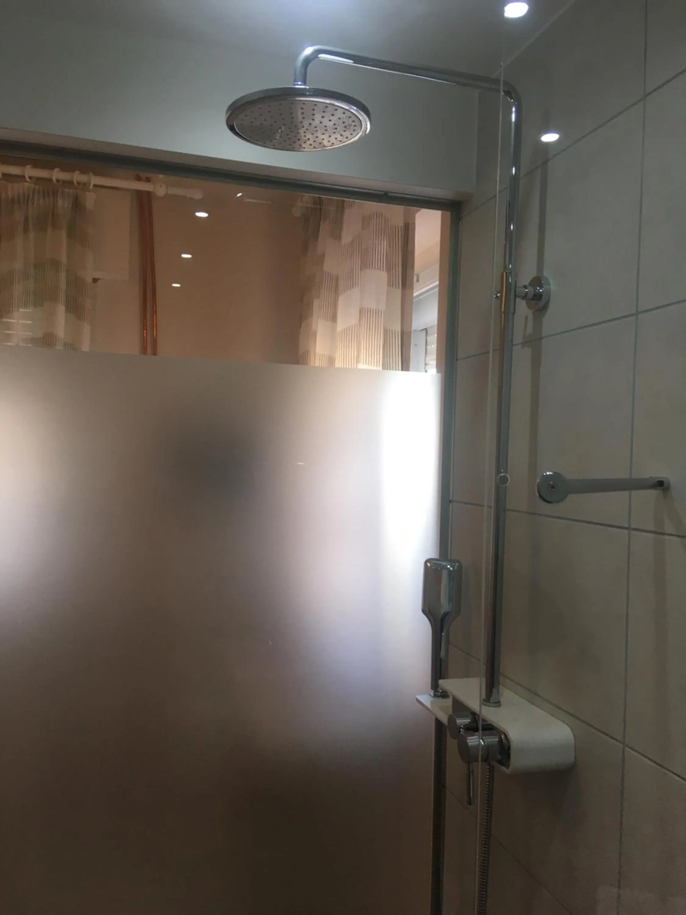 Bathroom in piccadilly b&b