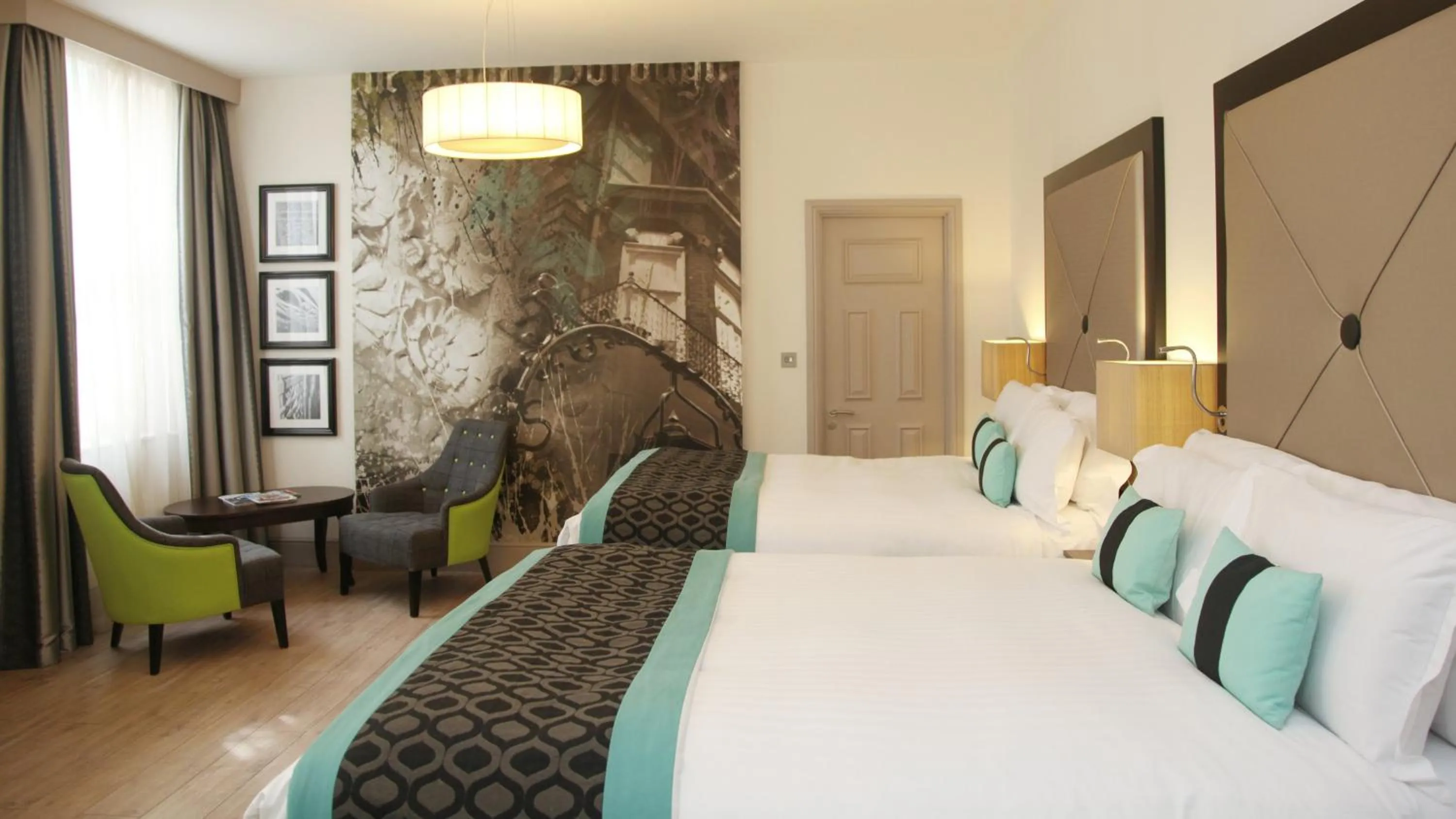 Photo of the whole room, Bed in Hotel Indigo London - Kensington by IHG