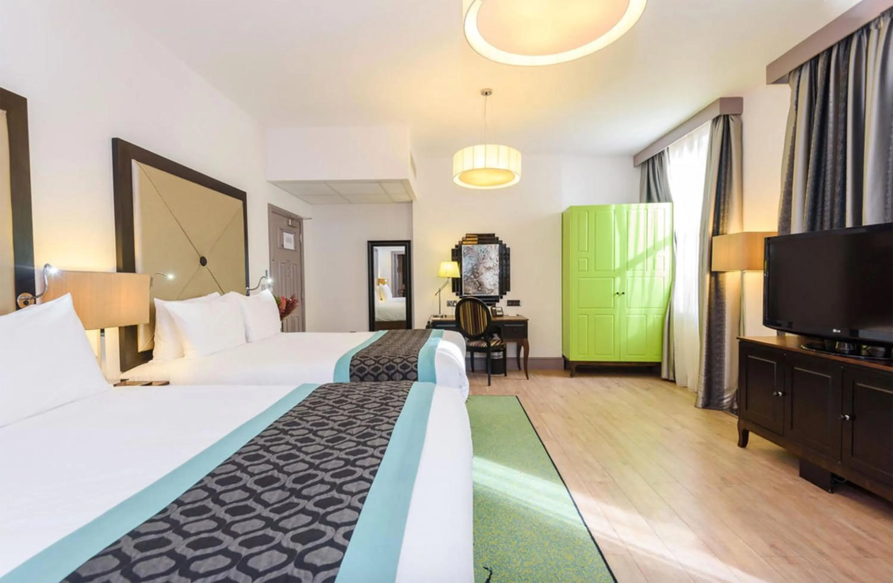 Photo of the whole room, Bed in Hotel Indigo London - Kensington by IHG
