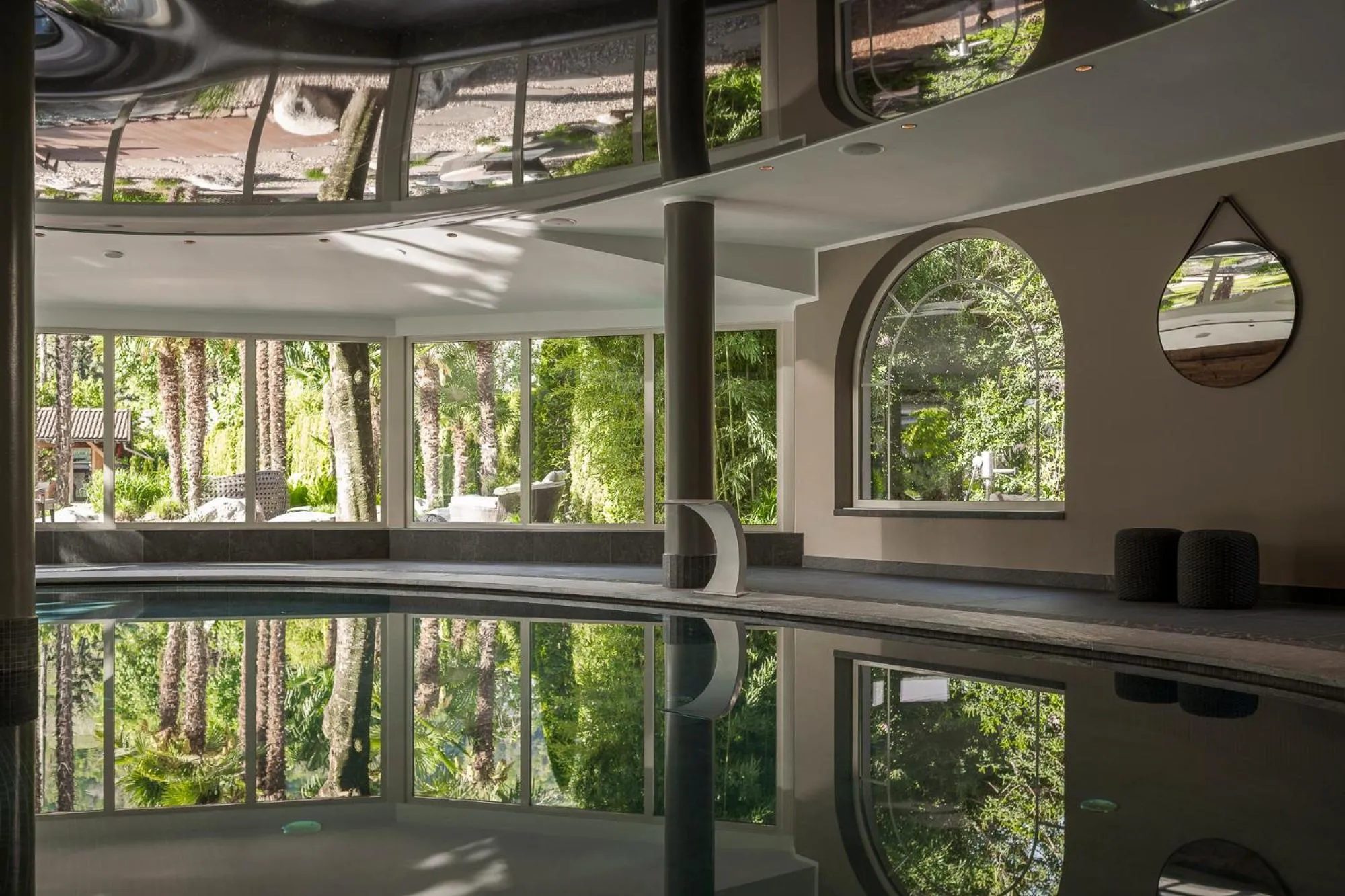 Swimming pool in Hotel Dorner B&B