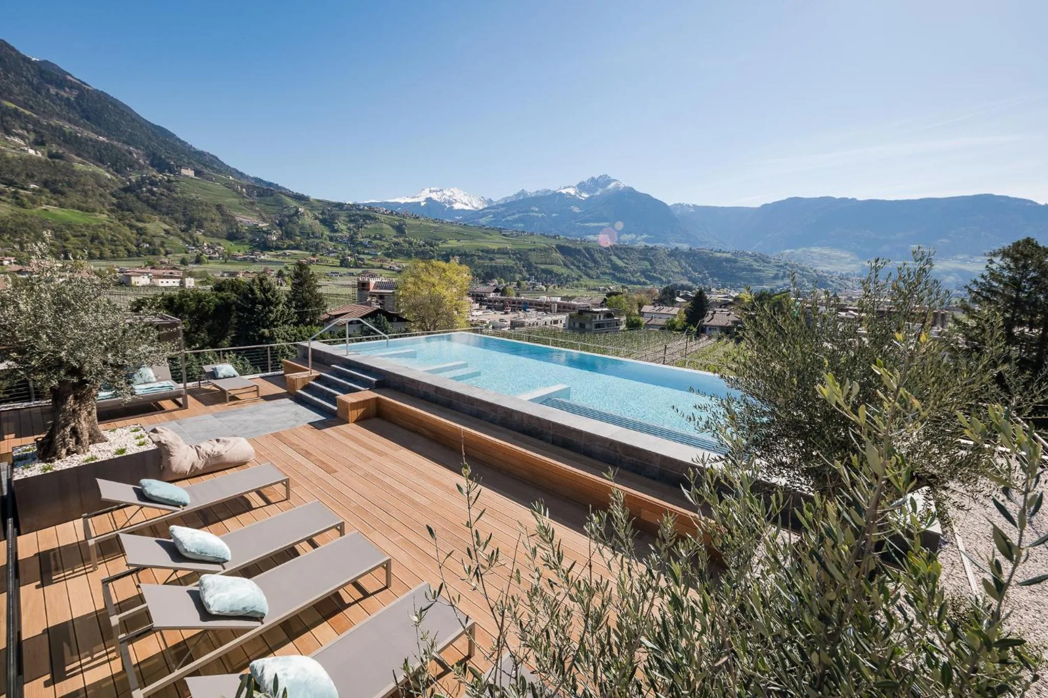 Swimming pool in Hotel Dorner B&B