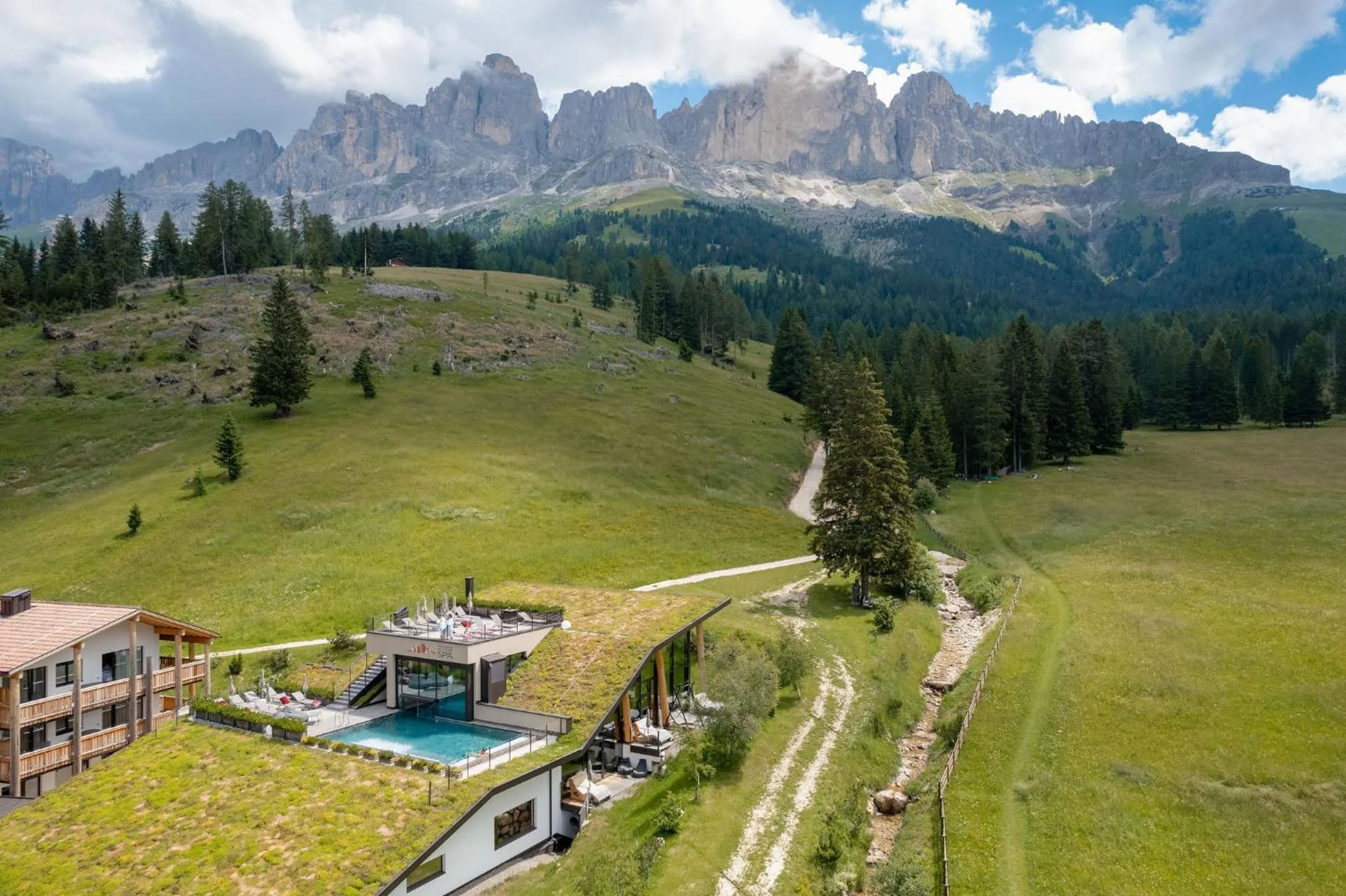 Property building in Moseralm Dolomiti Hideaway