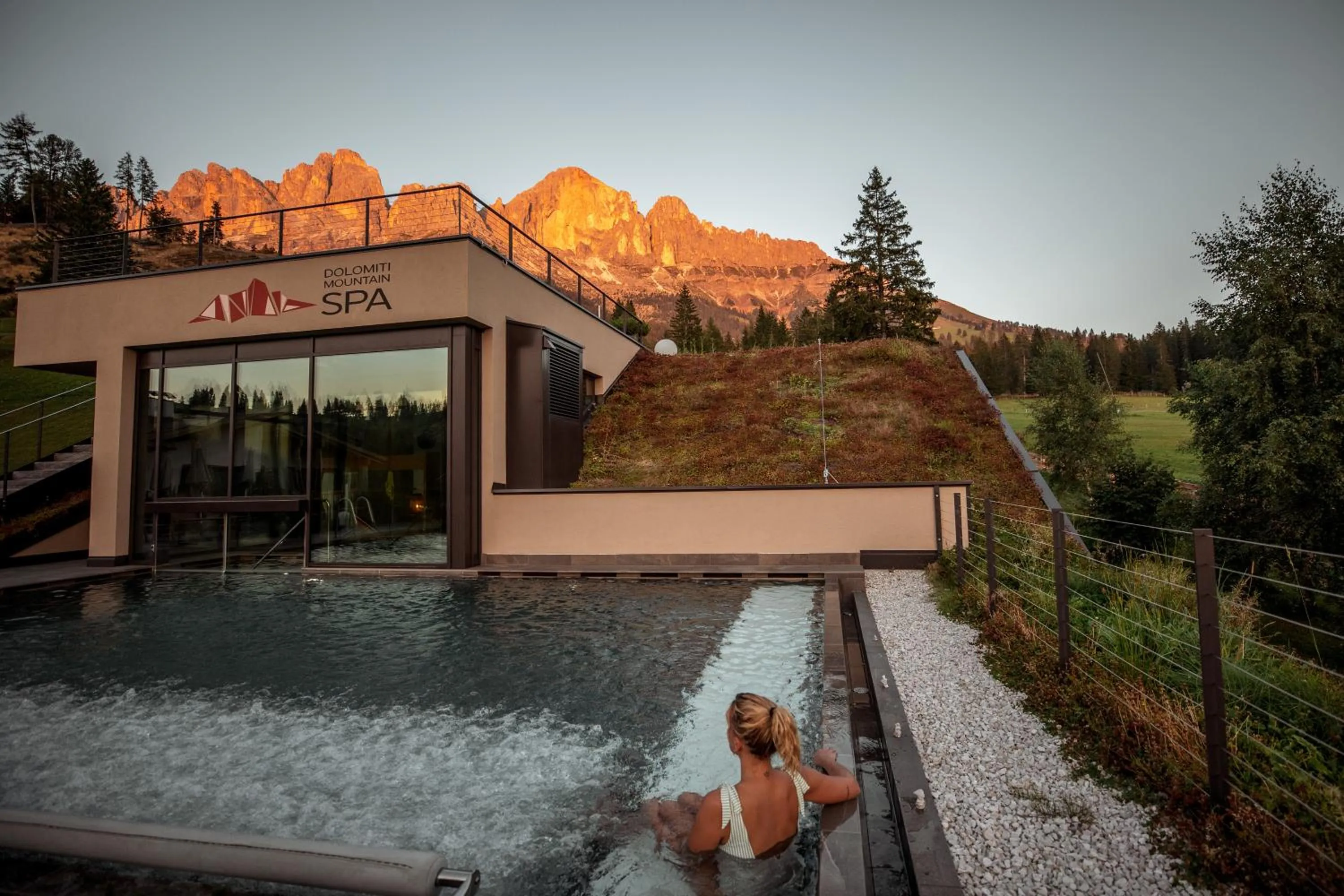 Swimming pool in Moseralm Dolomiti Hideaway