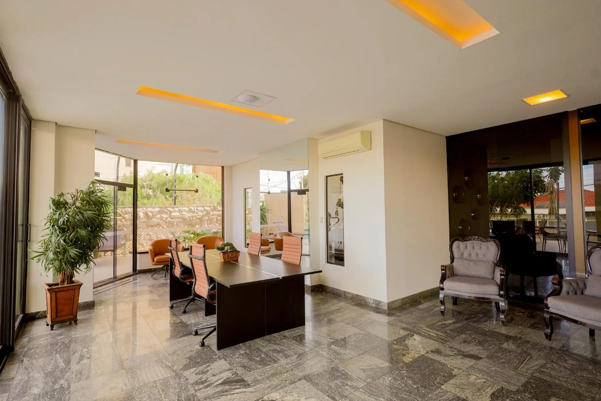 Seating area in Antonio´s Palace Hotel