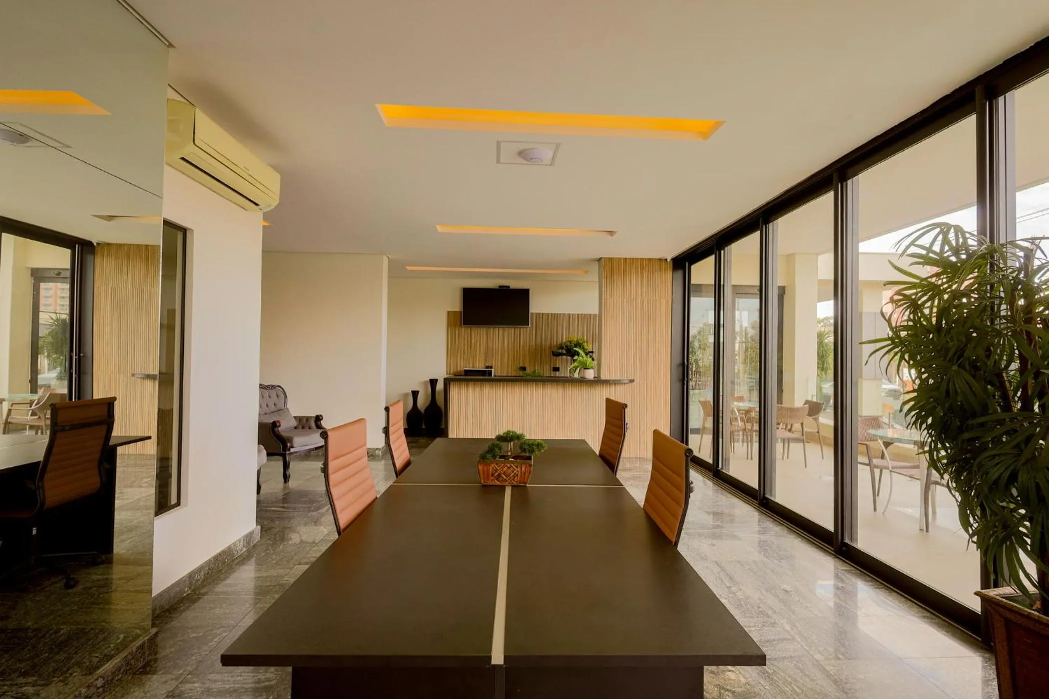 TV and multimedia in Antonio´s Palace Hotel