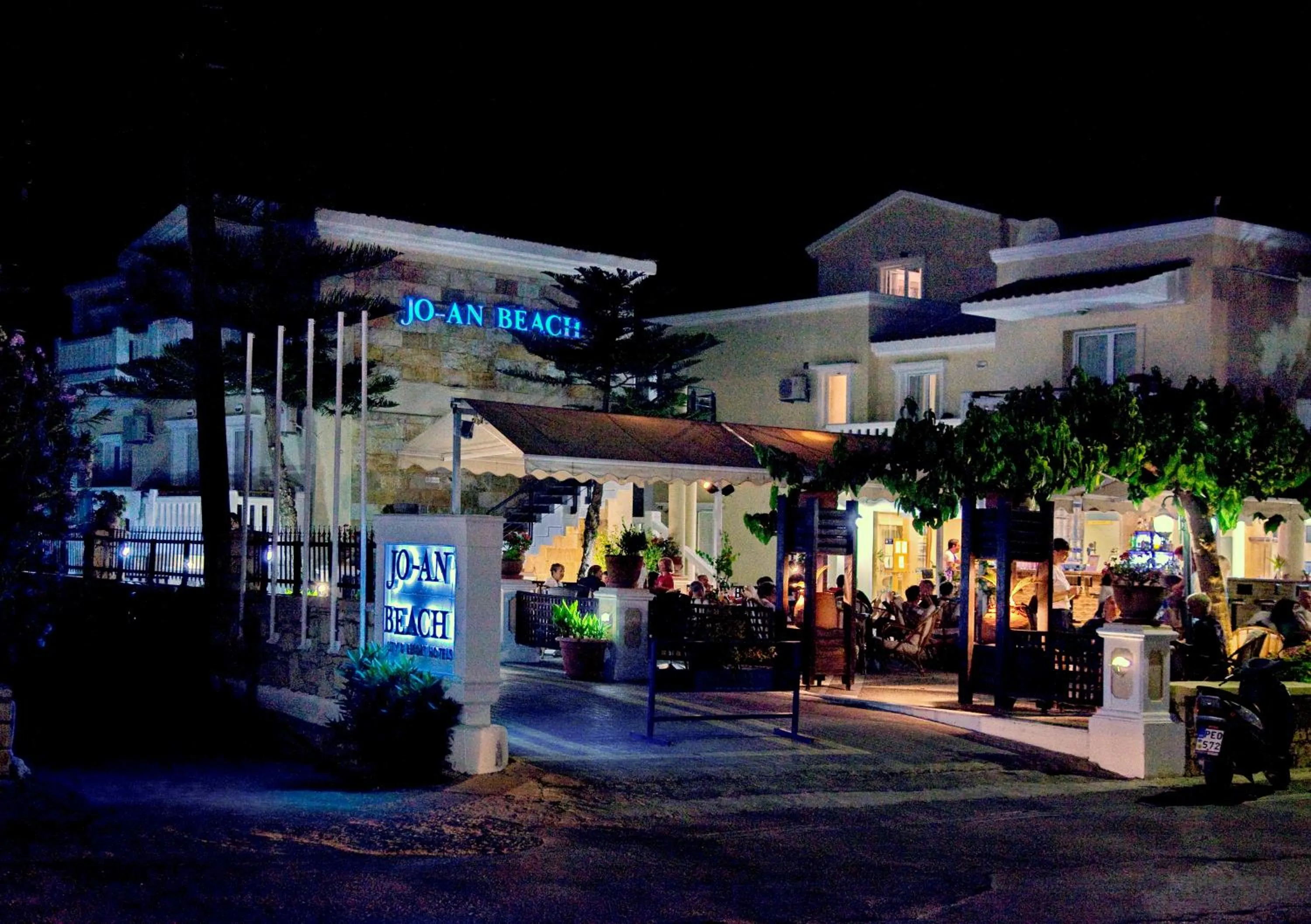 Lounge or bar in Jo An Beach Hotel