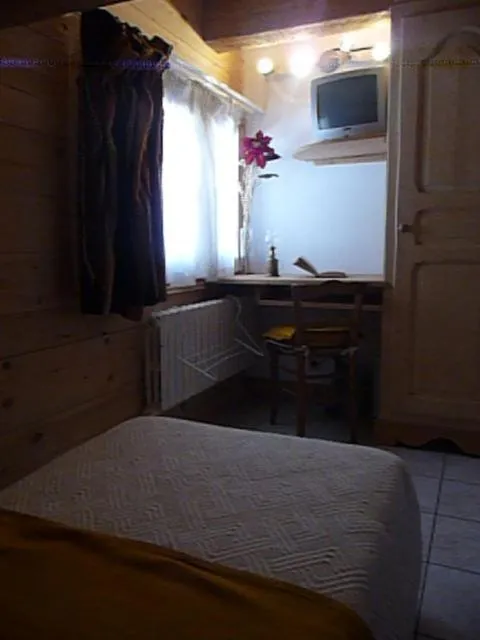 Bed in Apart'hotel & Spa "La Destière"