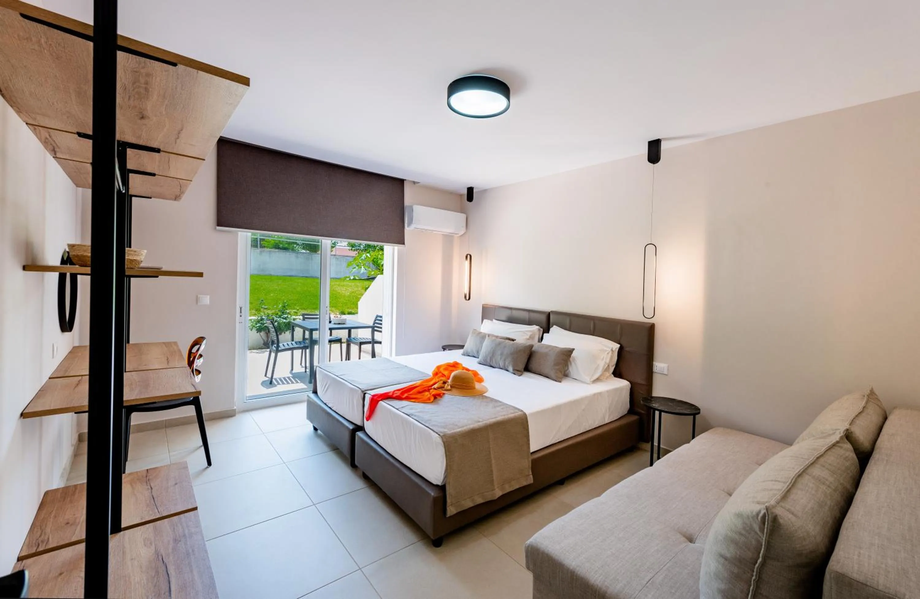 Bed in Sokrates Studios