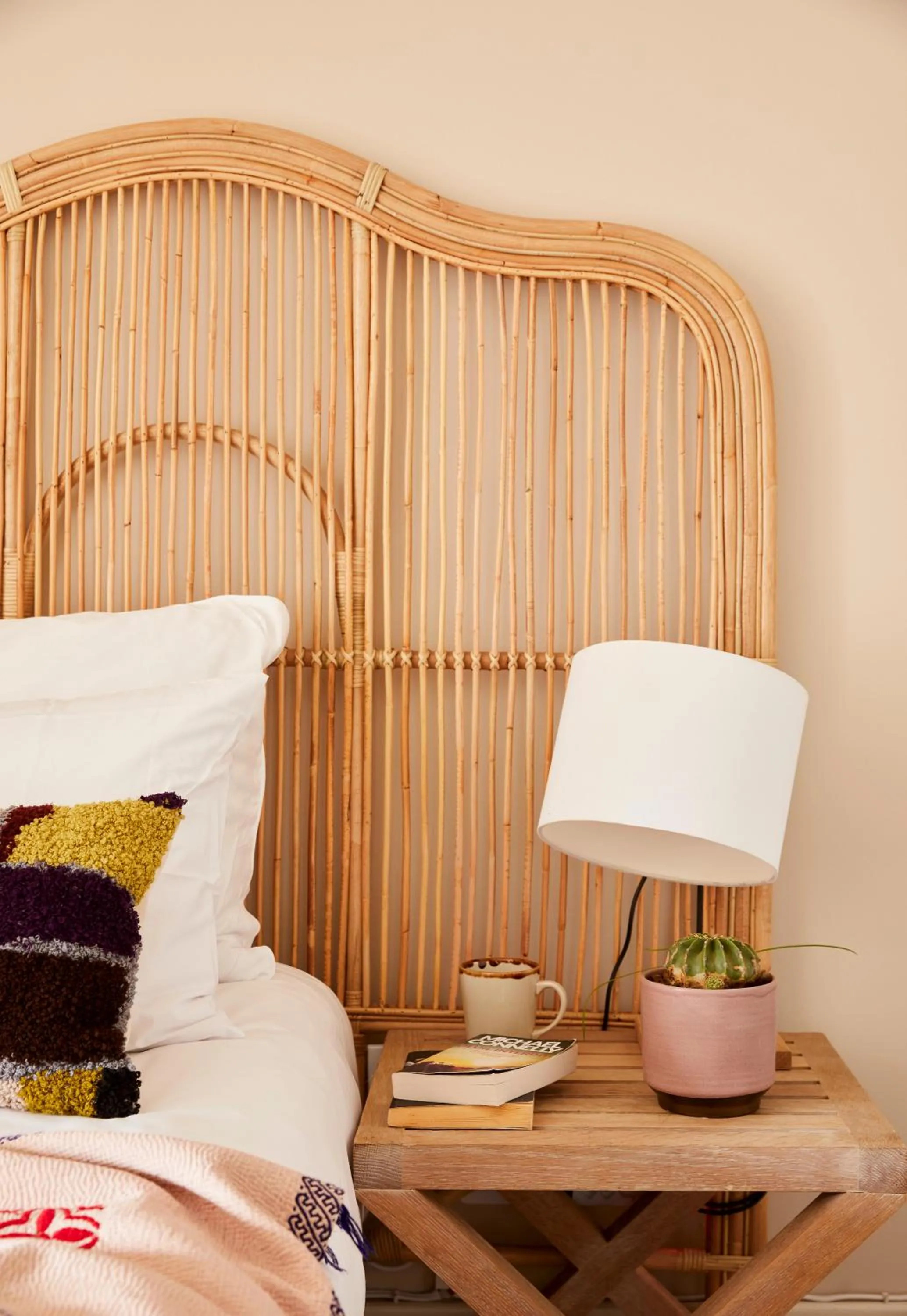 Bed in THE BIG - Luxury Backpackers