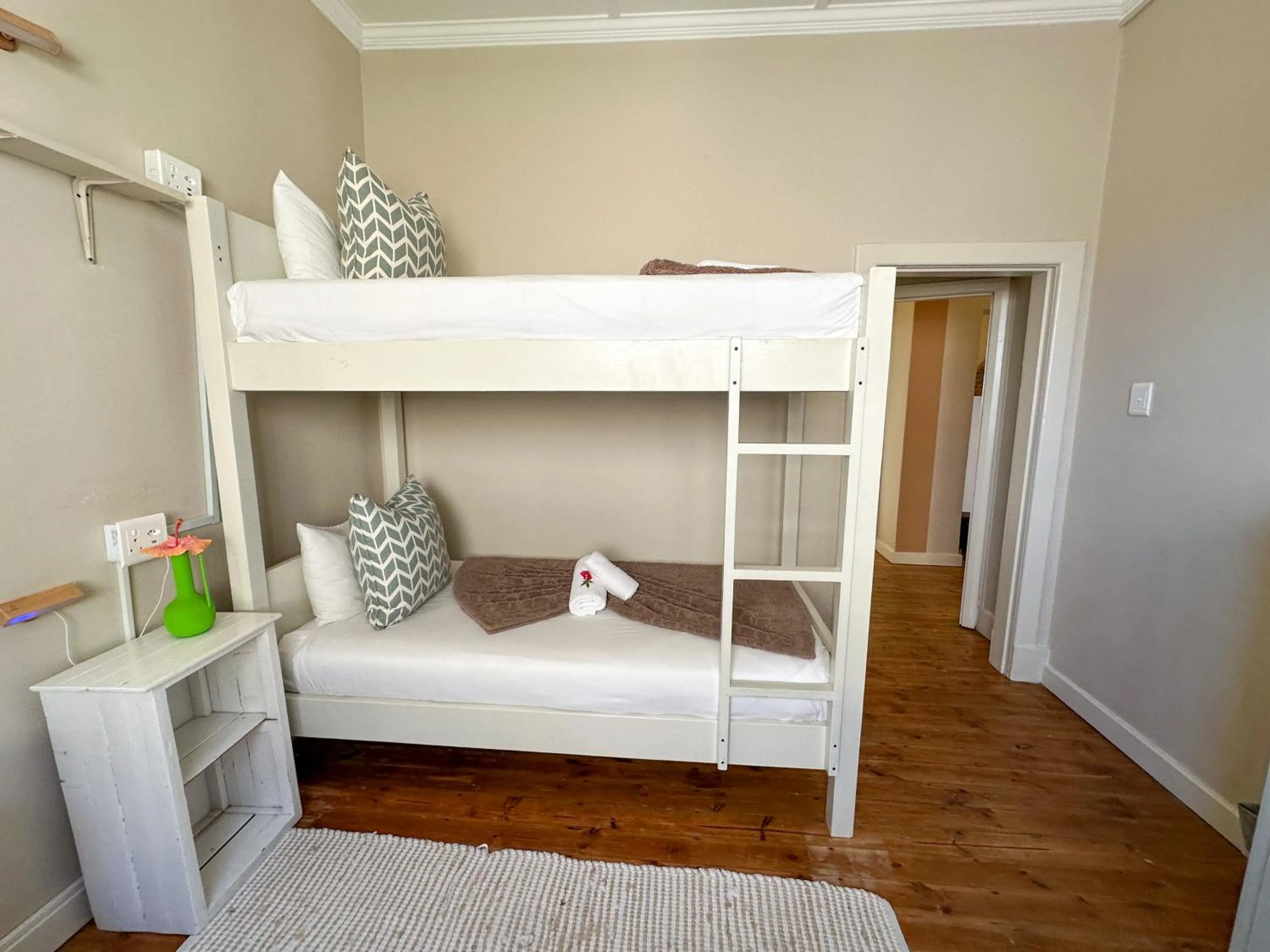 Bedroom, Bed in THE BIG - Luxury Backpackers