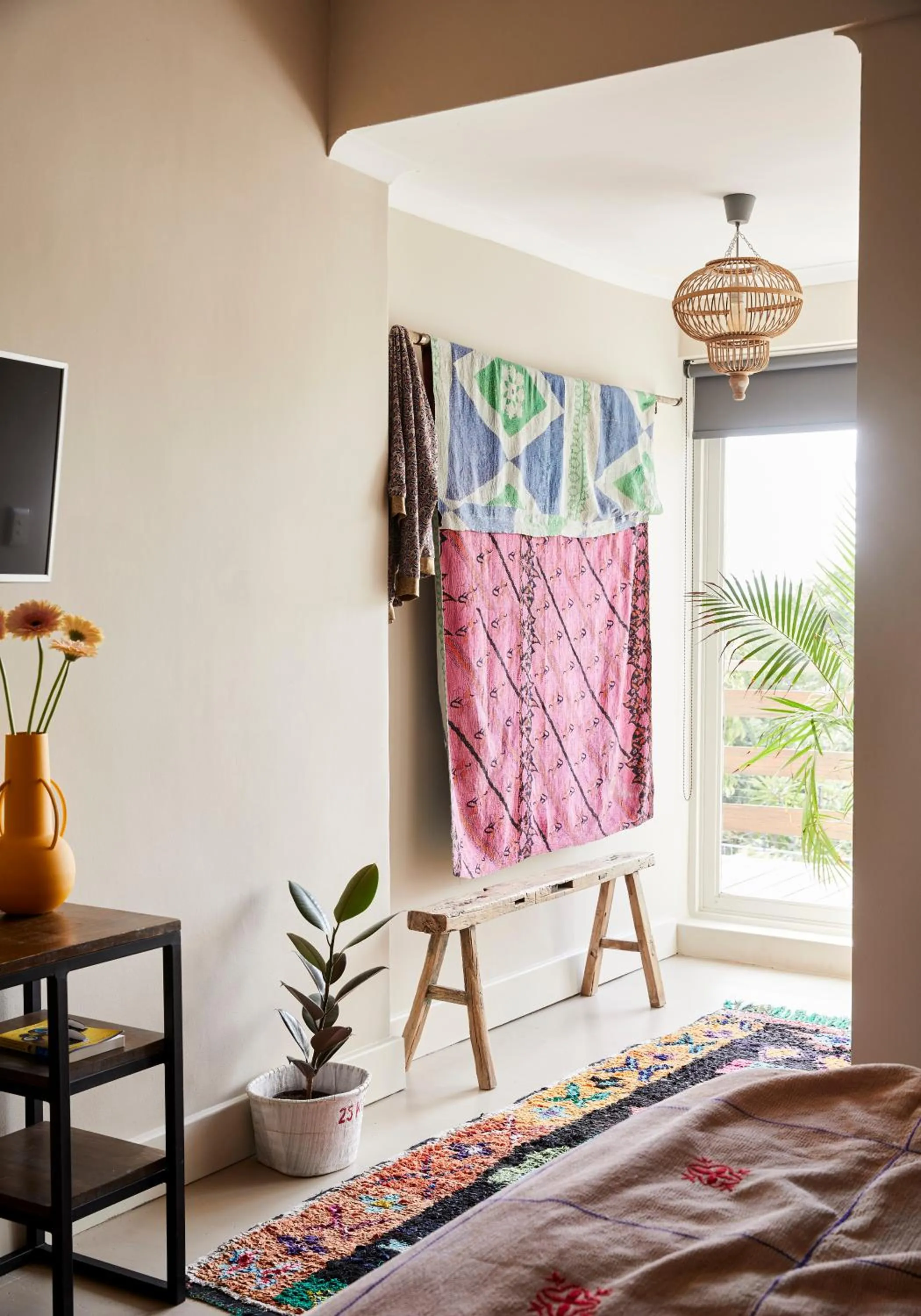 Bedroom, Bed in THE BIG - Luxury Backpackers