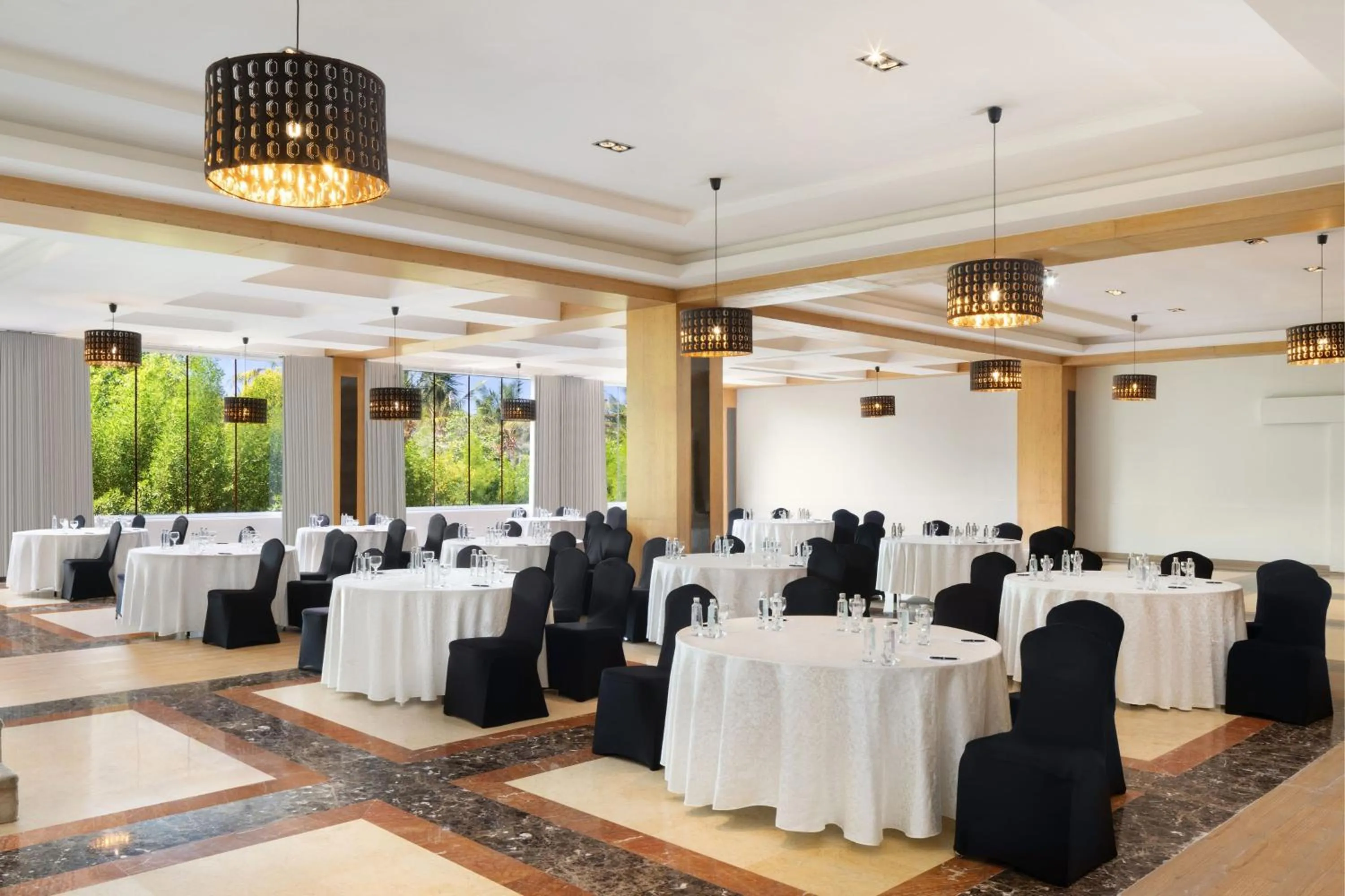 Meeting/conference room in Sheraton Jeddah Hotel