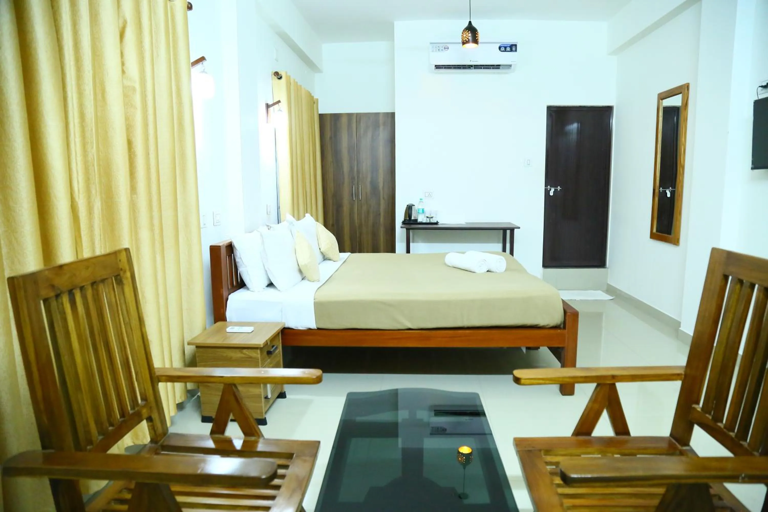 Oxxon Airport Hotel