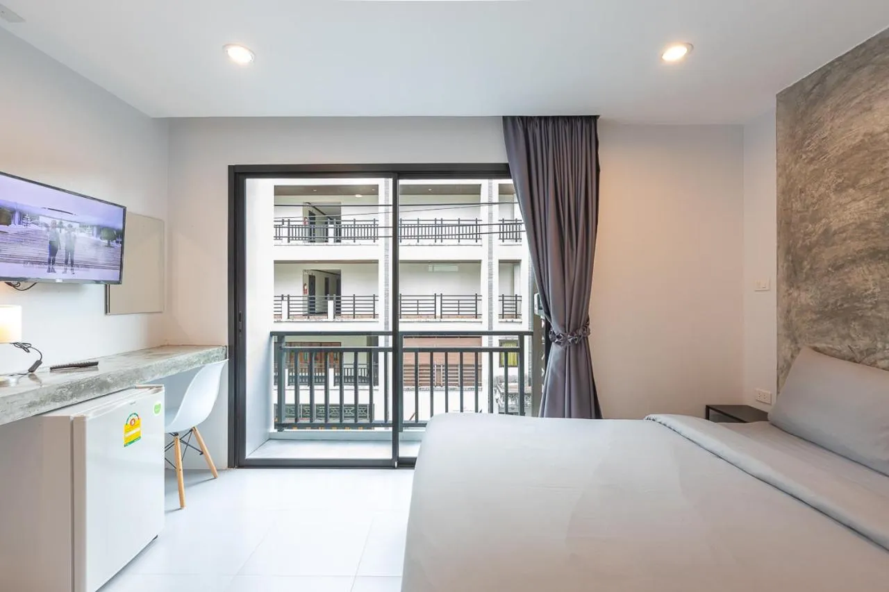 Bed in Minimal House Patong