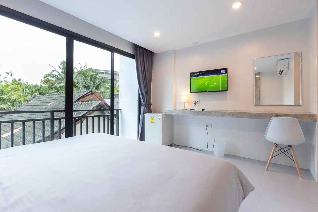 Bed in Minimal House Patong