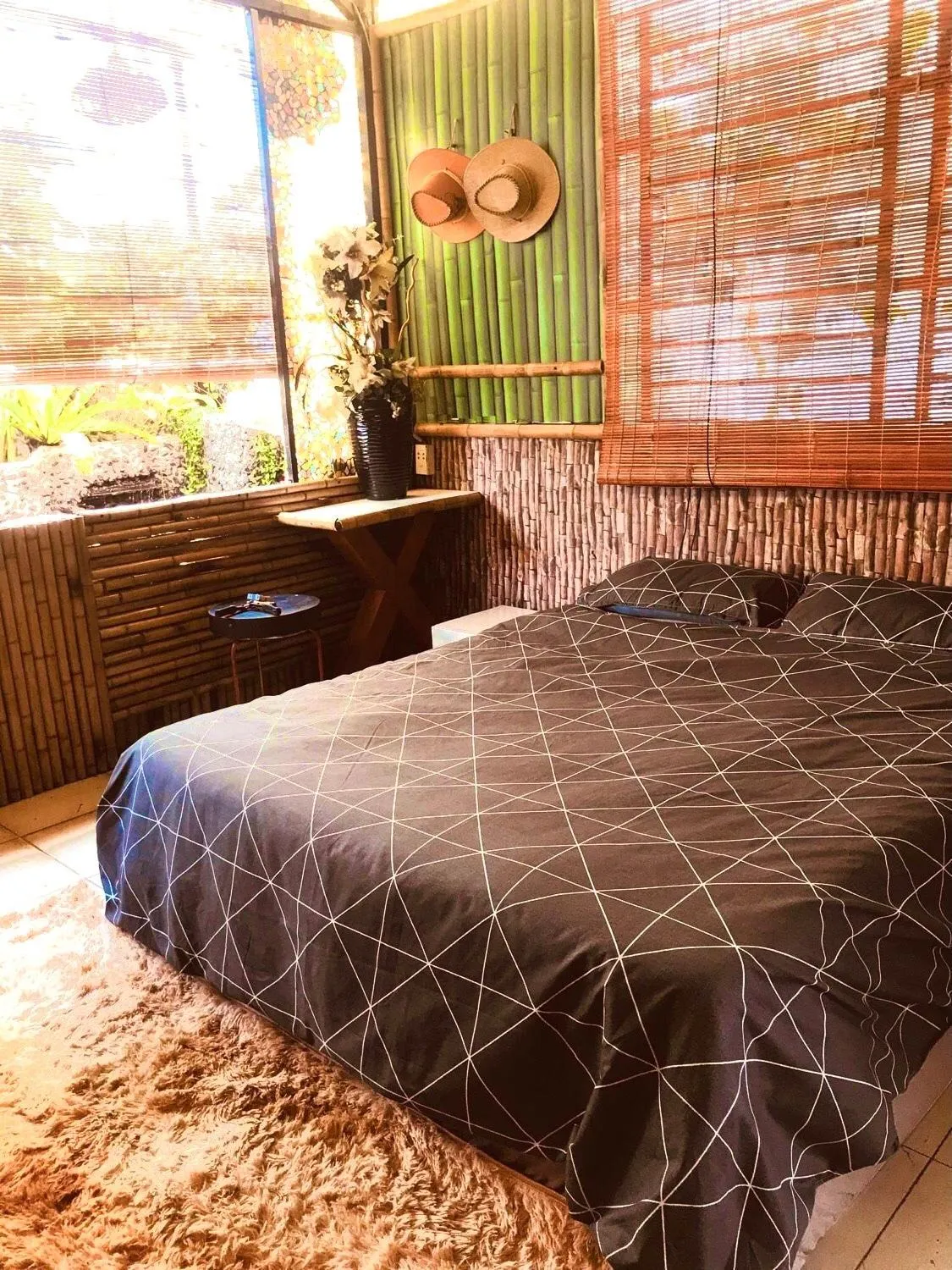 Bed in Sai Gon 1979 Hotel