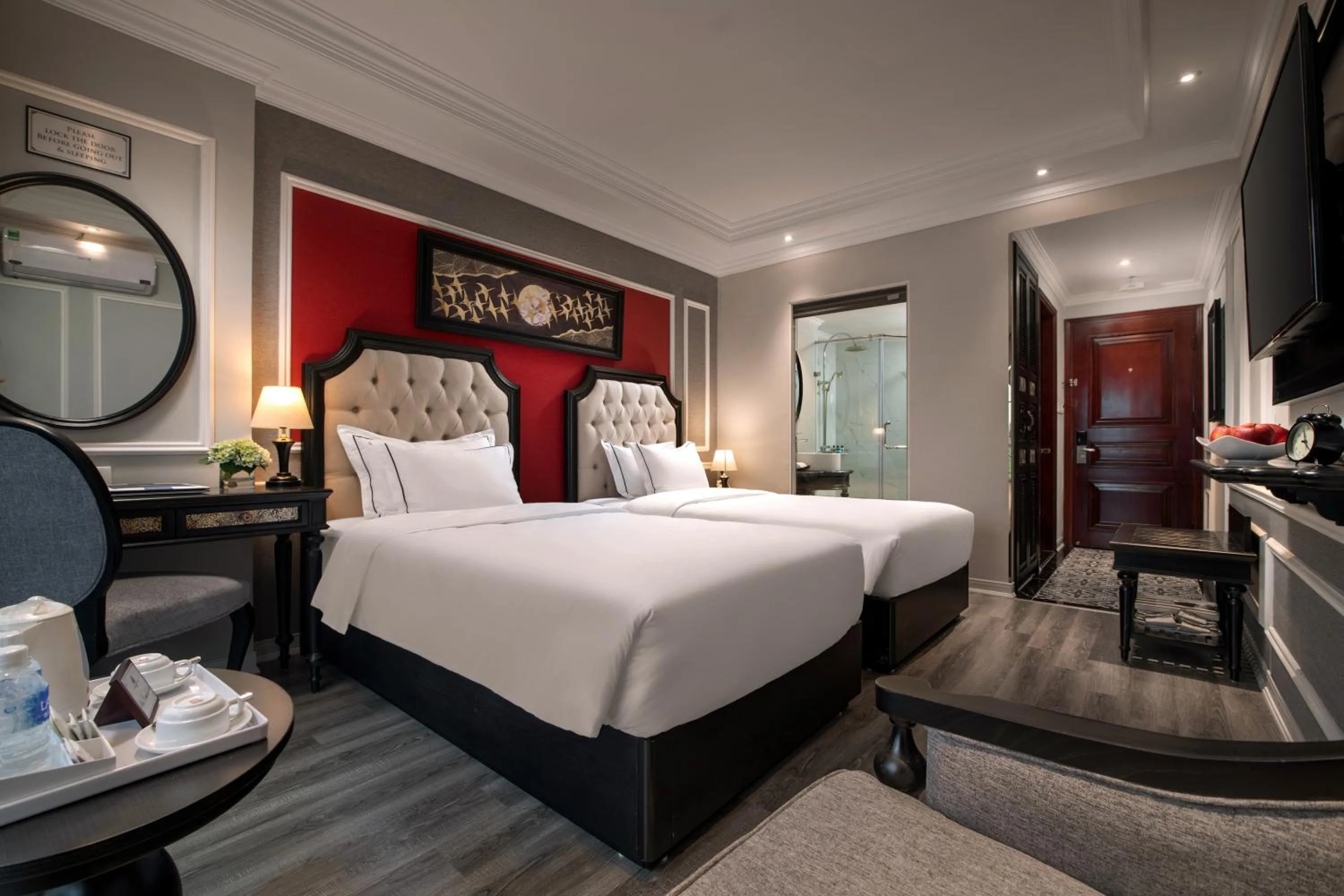 Photo of the whole room, Bed in Acoustic Hotel & Spa