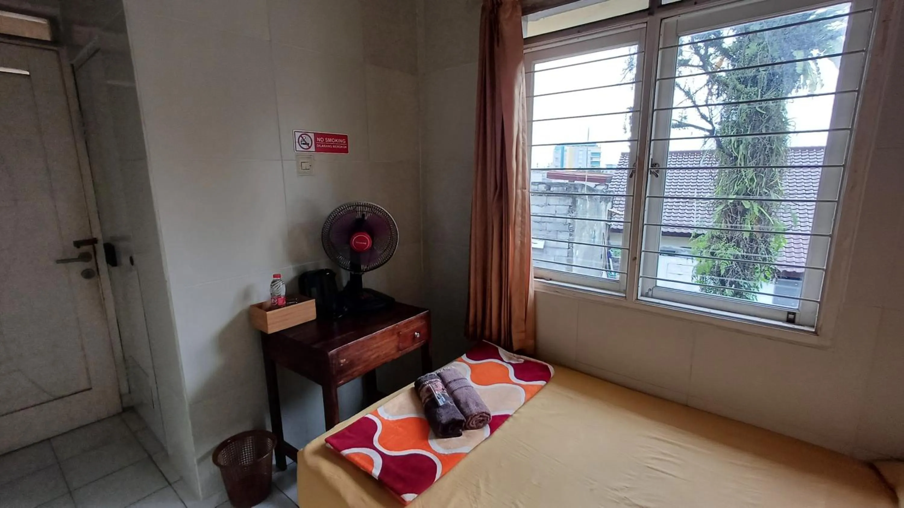 Bedroom, Bed in Kost Carmelia Syariah Baranangsiang Bogor