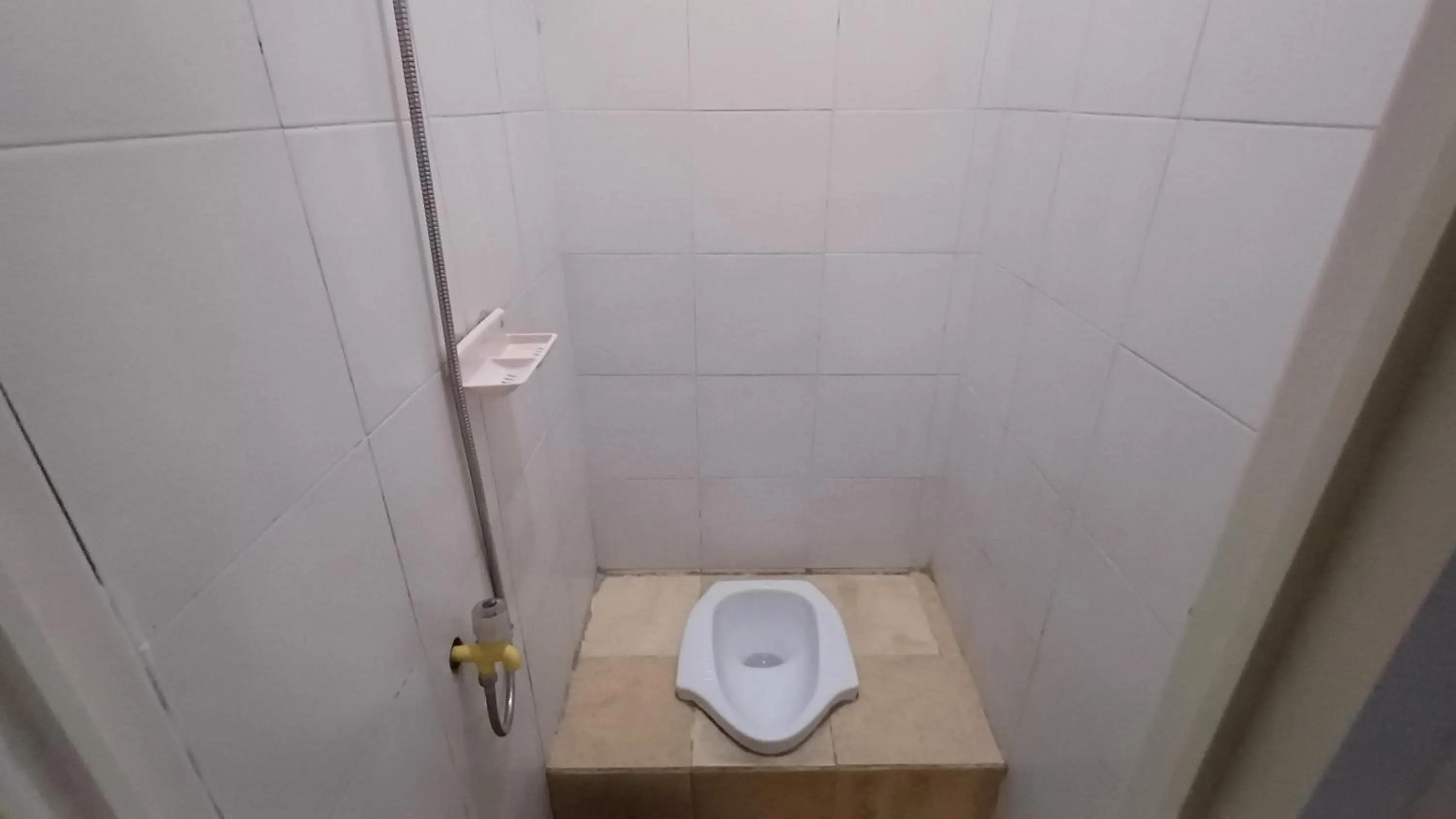 Bathroom in Kost Carmelia Syariah Baranangsiang Bogor