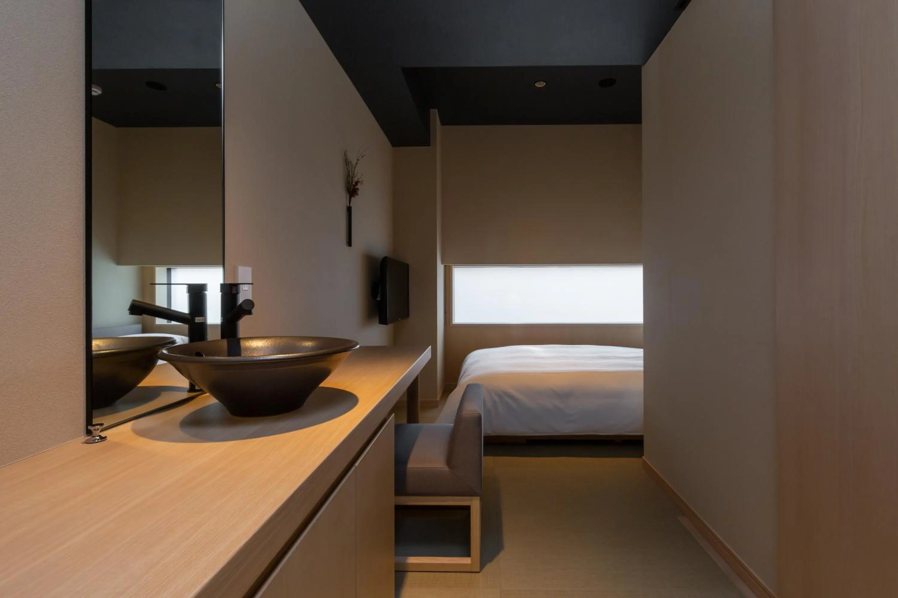 Bed in ONSEN RYOKAN YUEN SHINJUKU