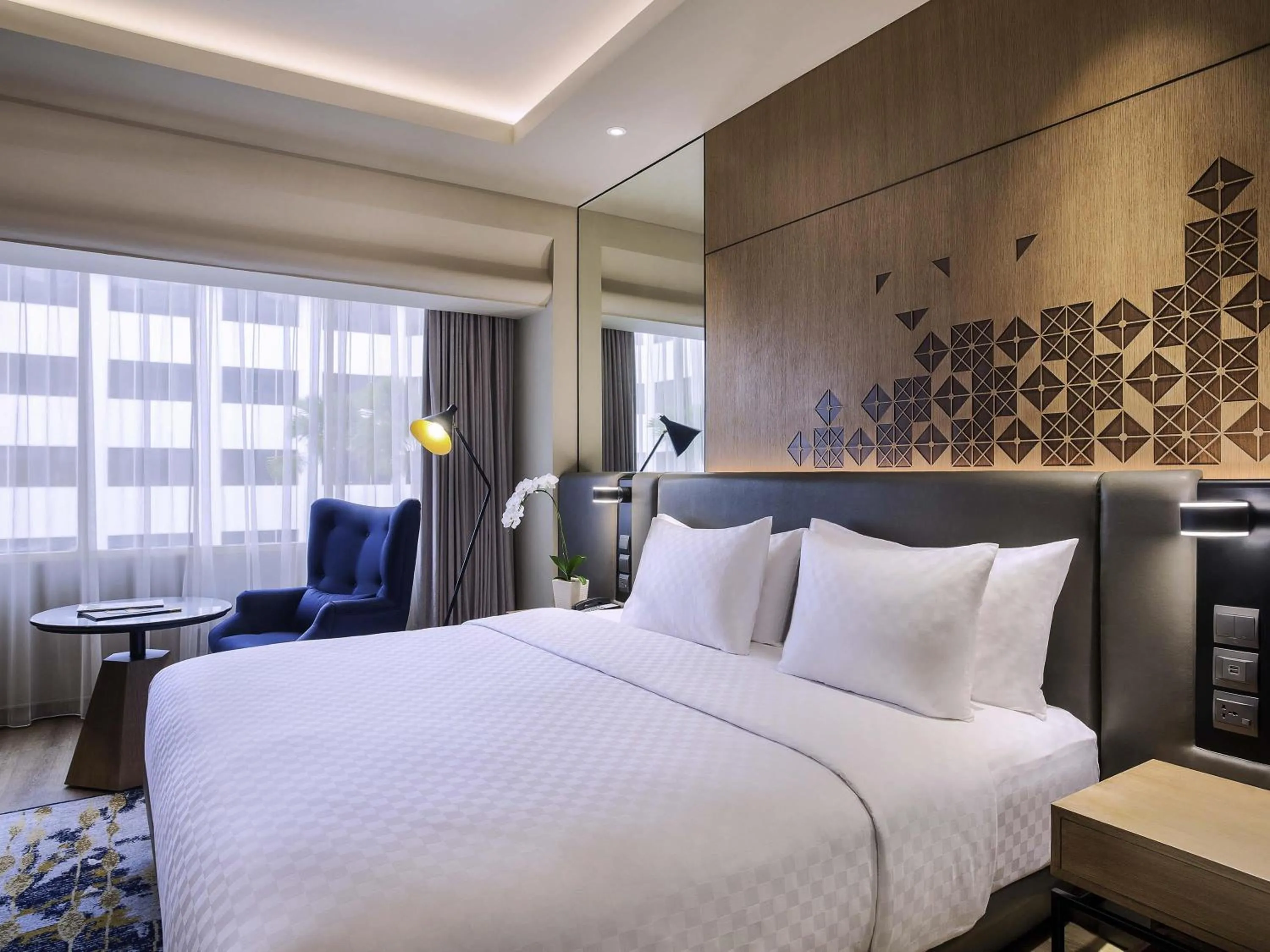 Bedroom in Mercure Jakarta Batavia