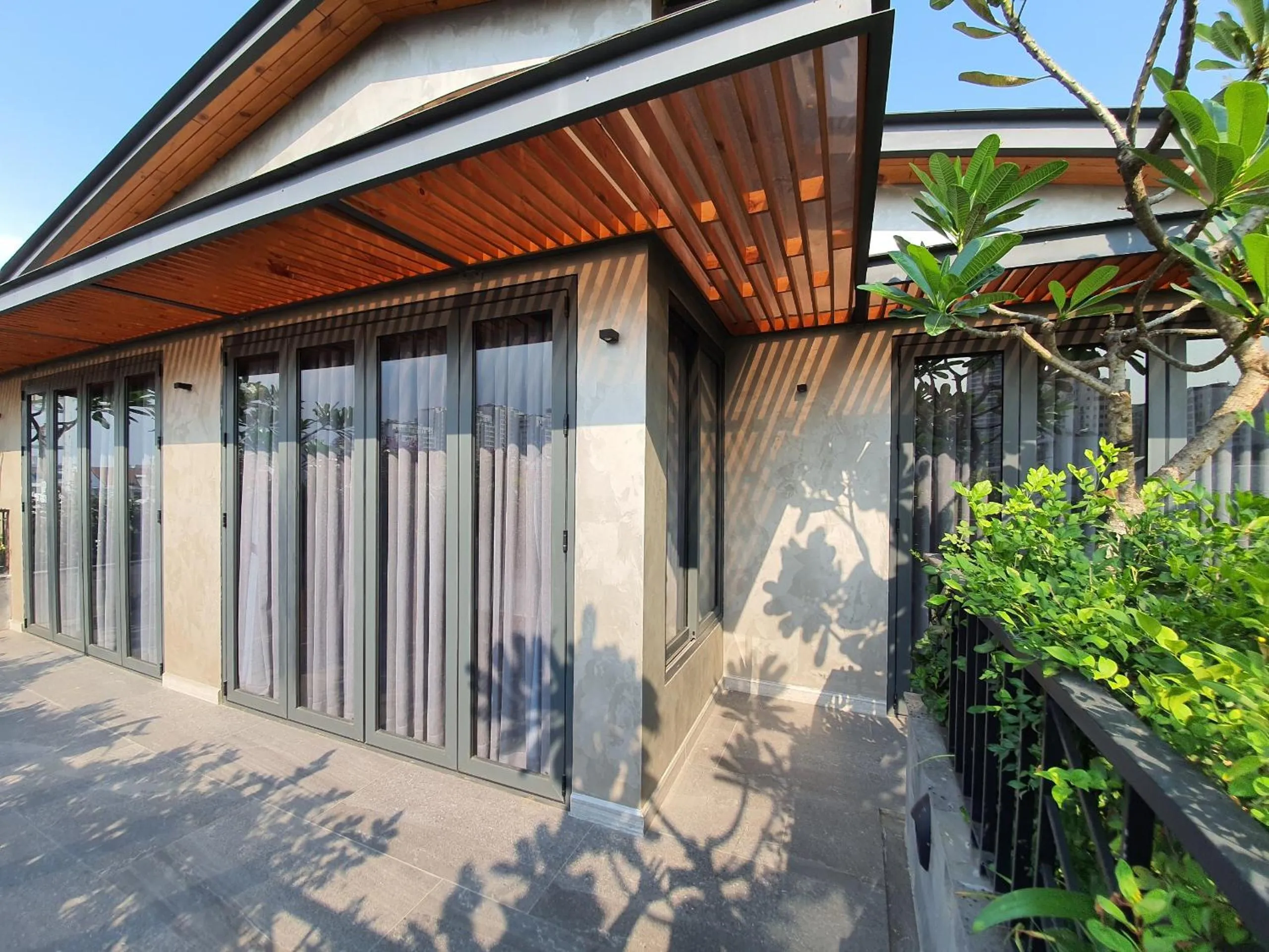 Orchid Boutique Hotel & Apartment