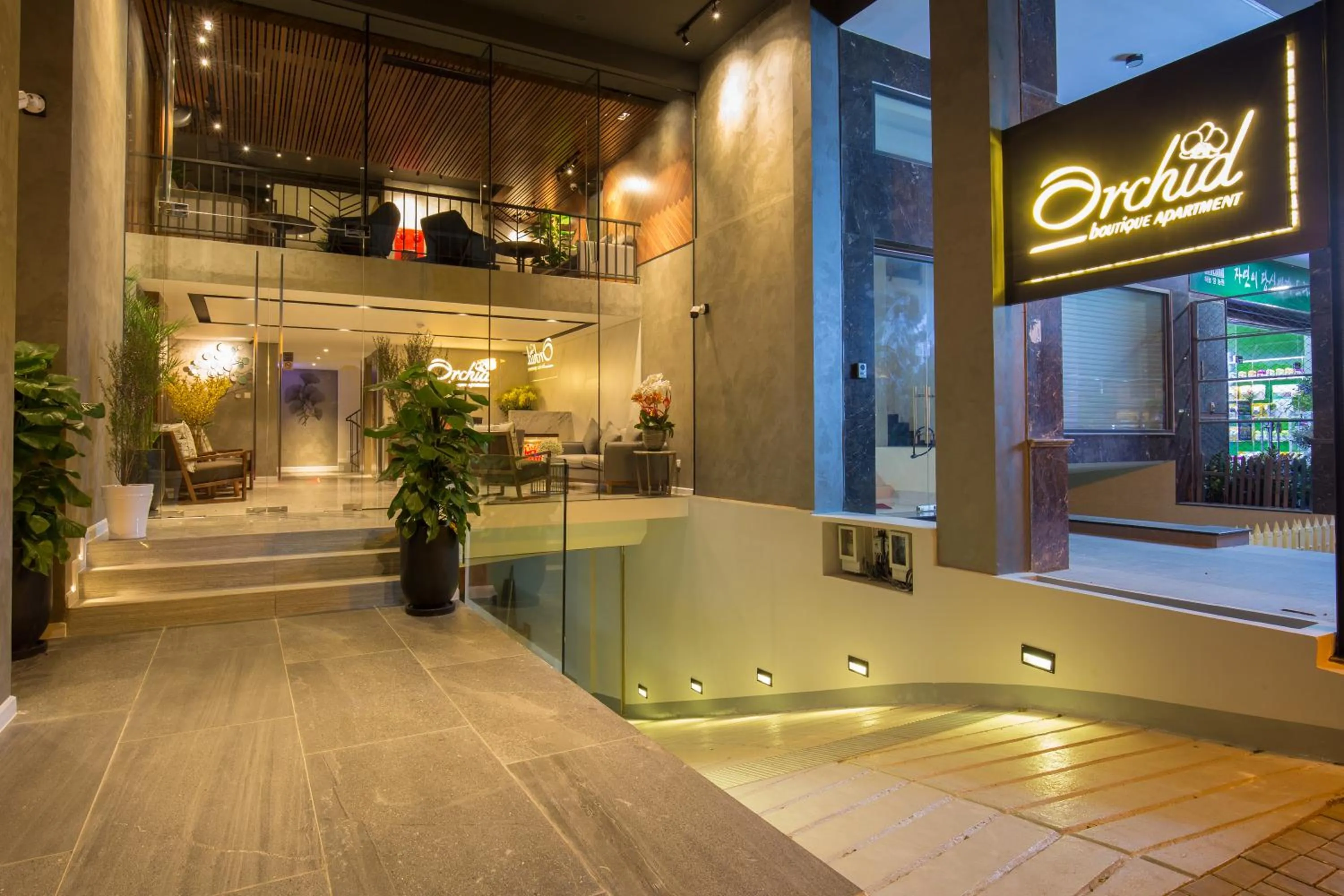 Orchid Boutique Hotel & Apartment
