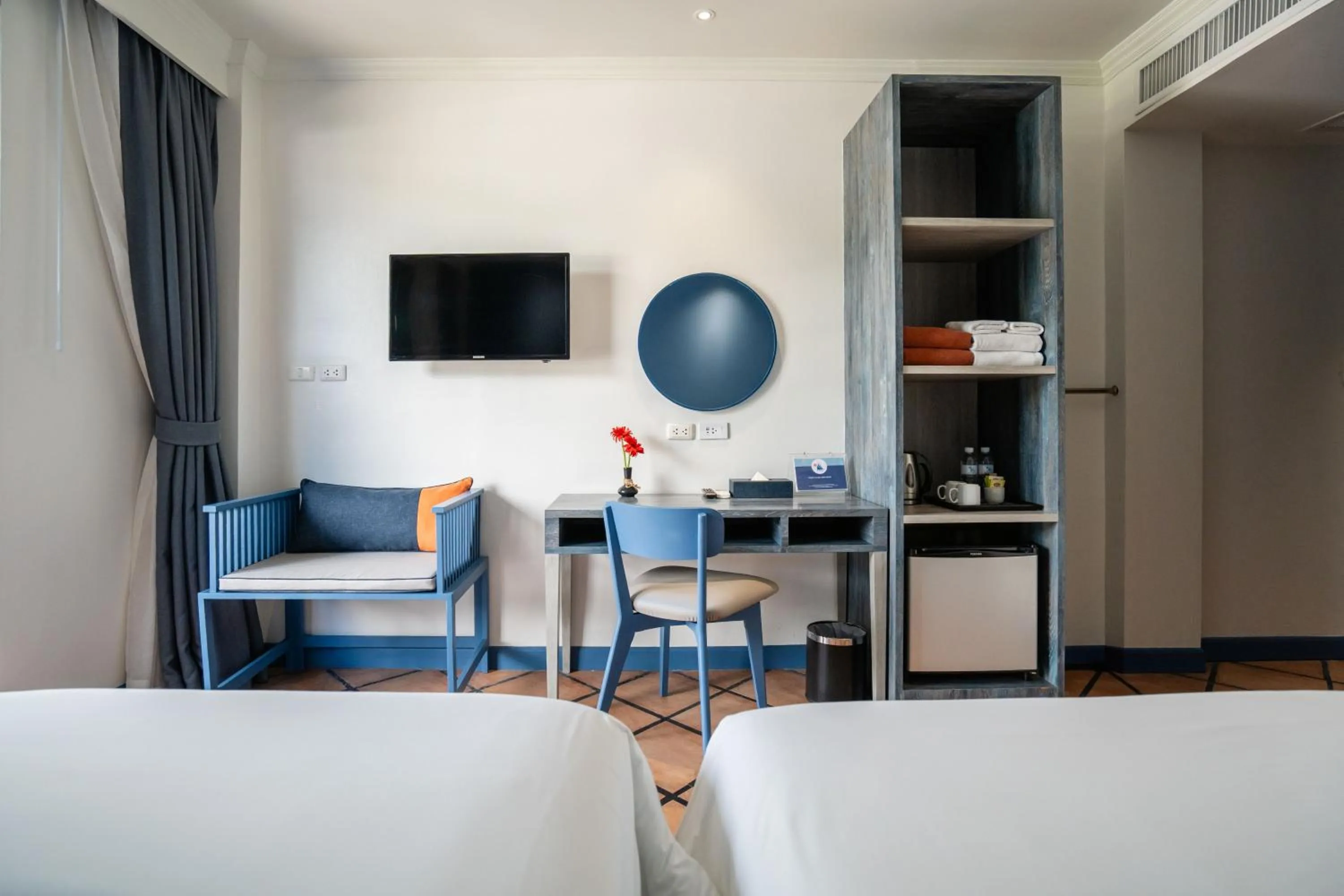 Seating area, Bed in Phuket Island View Resort - SHA Extra Plus