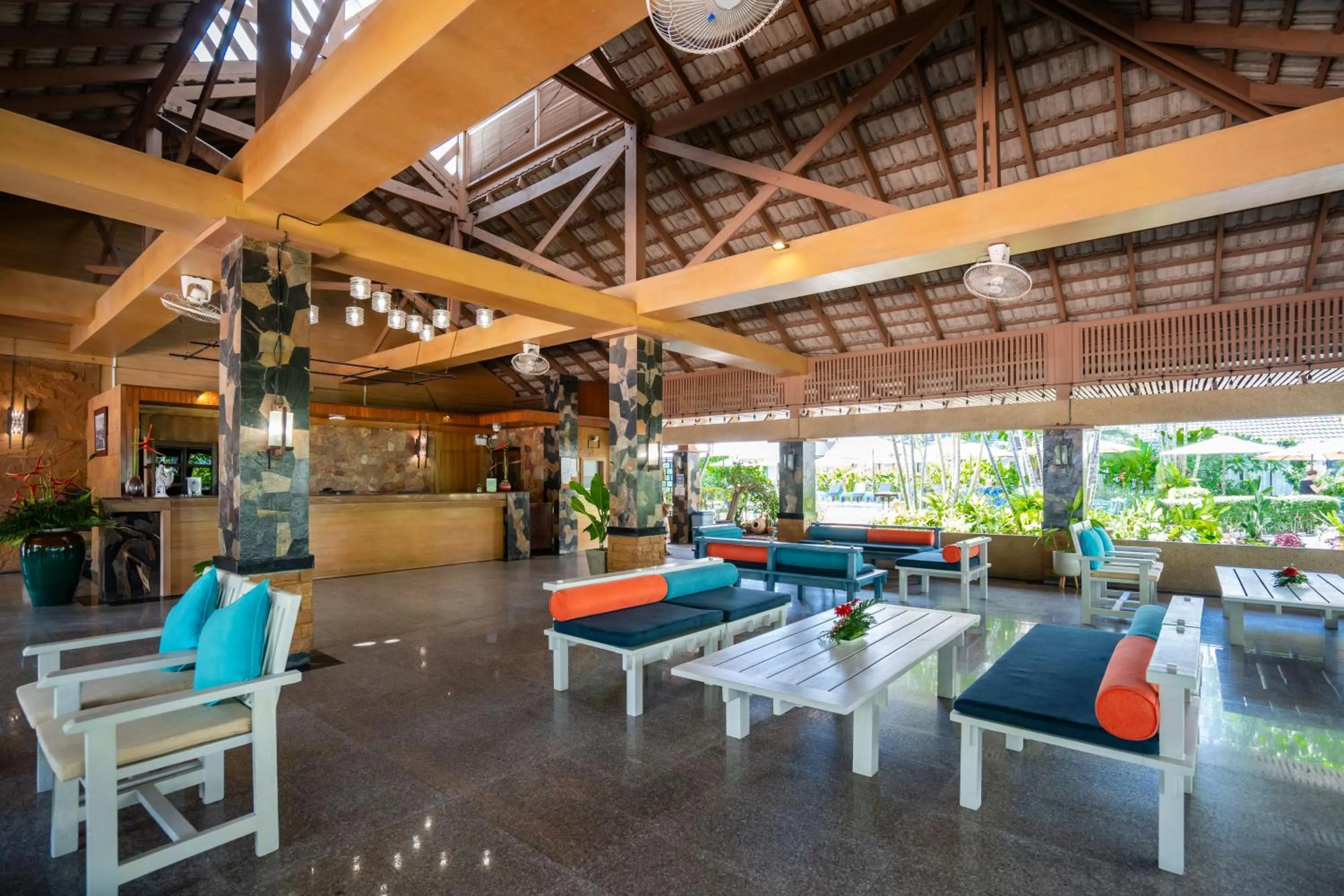 Lobby or reception in Phuket Island View Resort - SHA Extra Plus