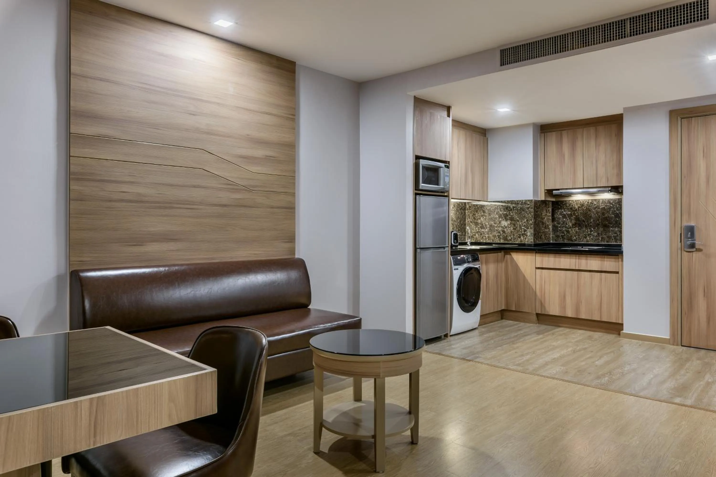Kitchen or kitchenette in Adelphi Grande Sukhumvit
