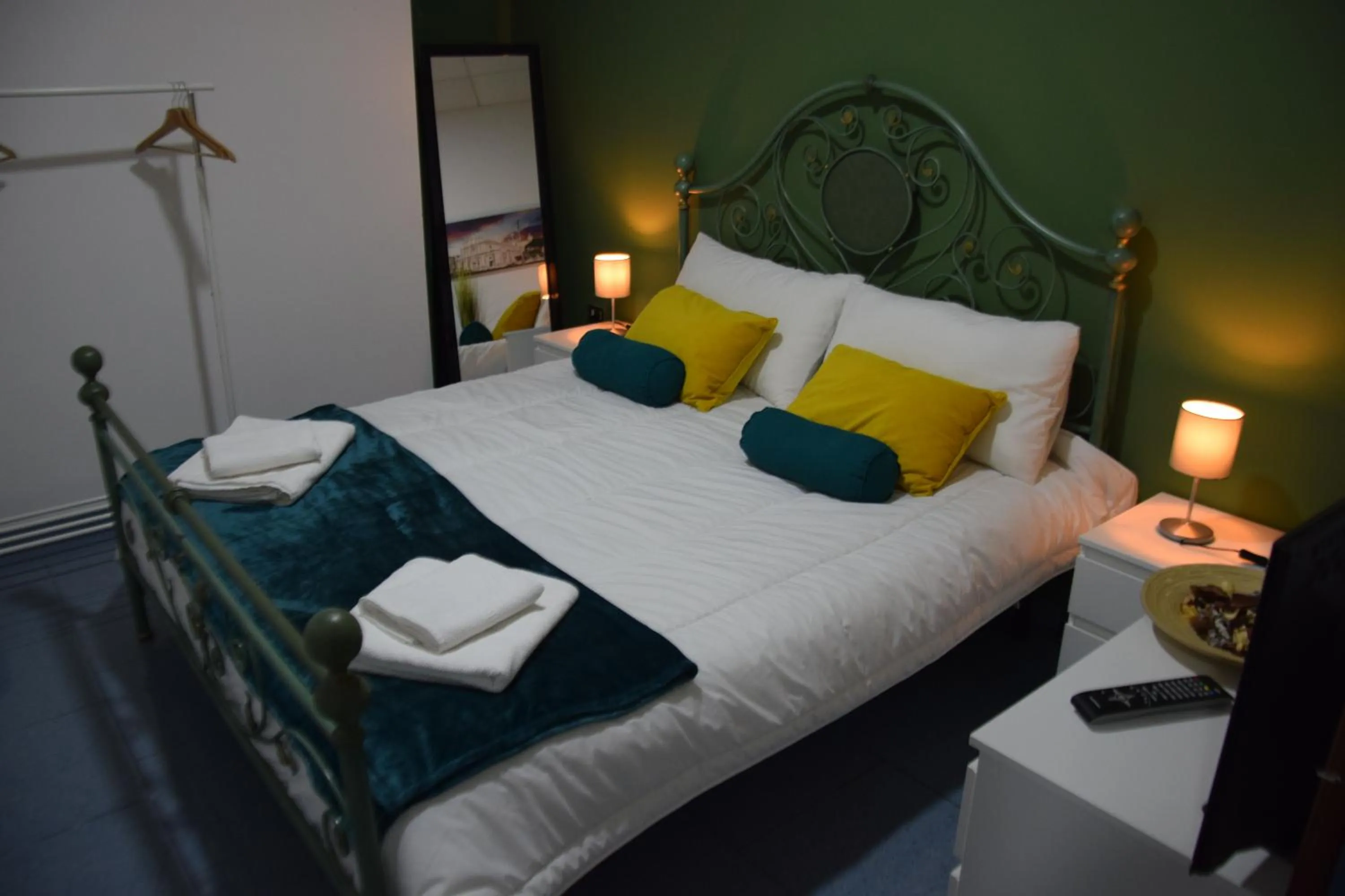 Bed in Luxury Catania