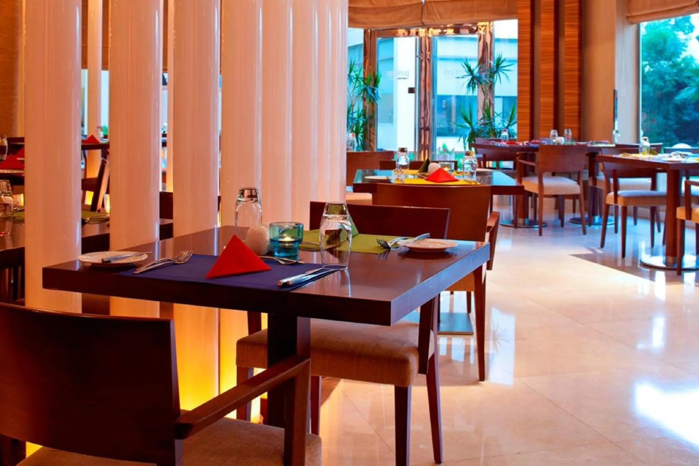 Restaurant/places to eat in Park Inn by Radisson Al Khobar