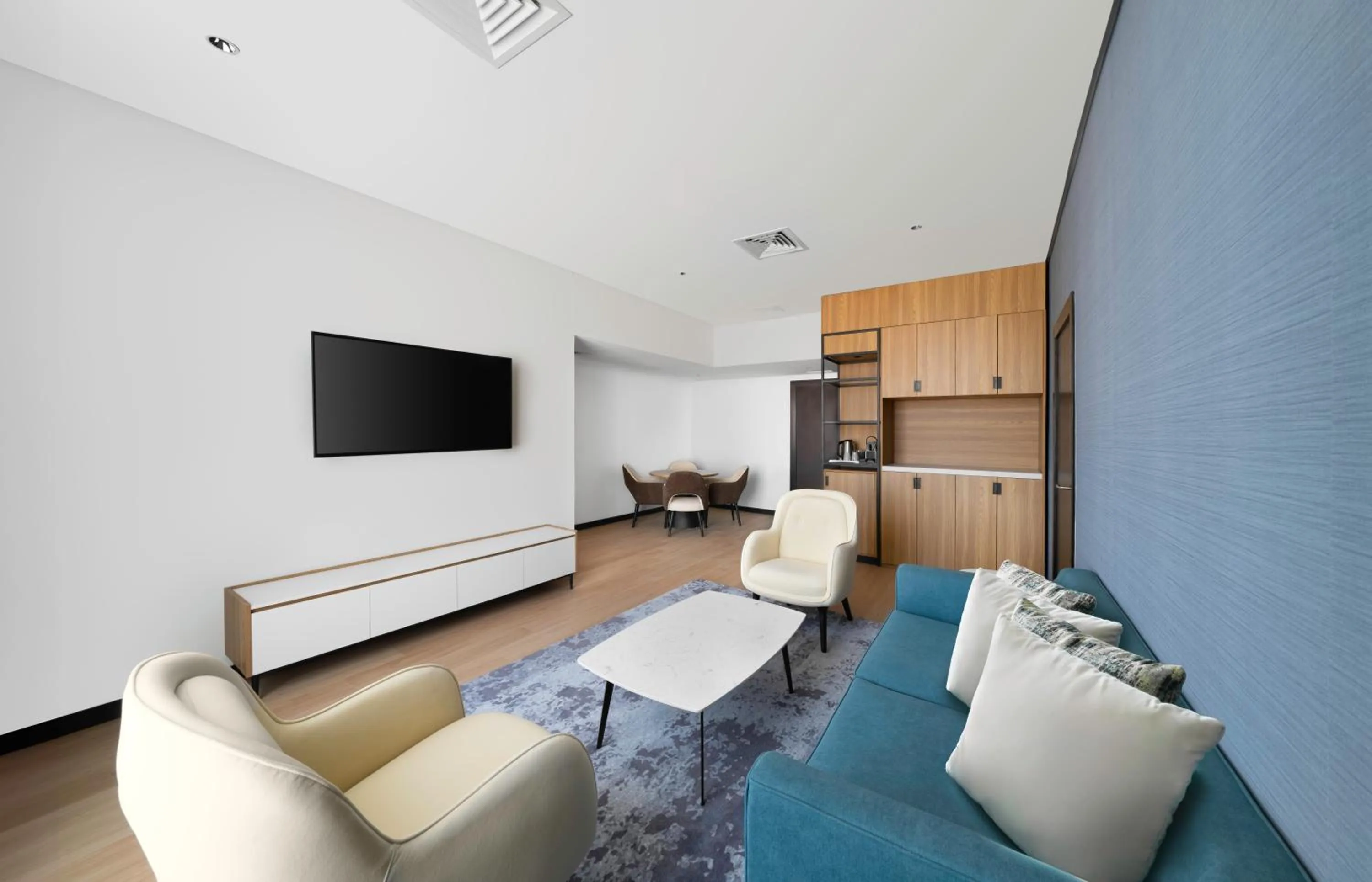 Bed in Park Inn by Radisson Al Khobar