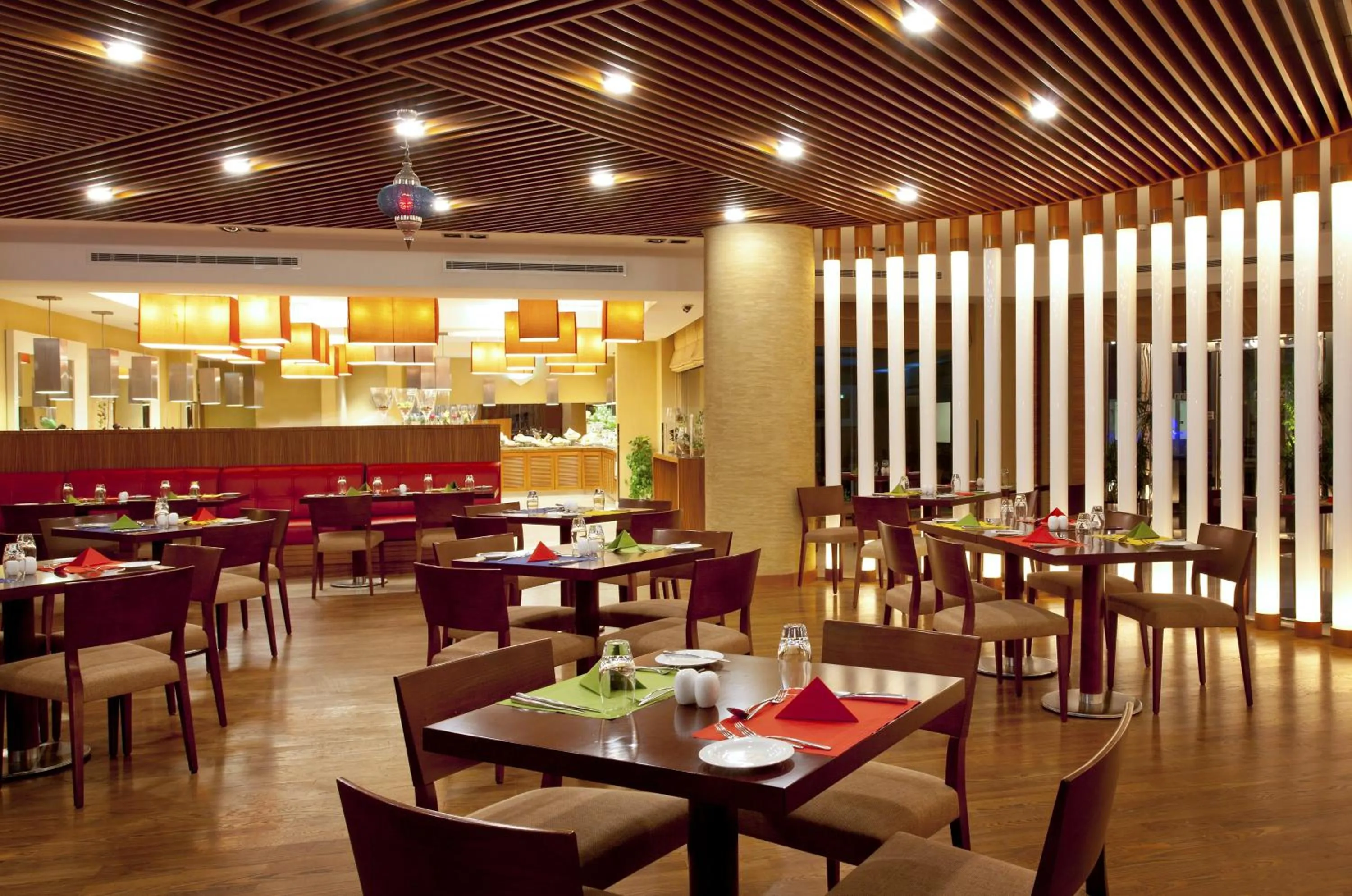 Restaurant/places to eat in Park Inn by Radisson Al Khobar