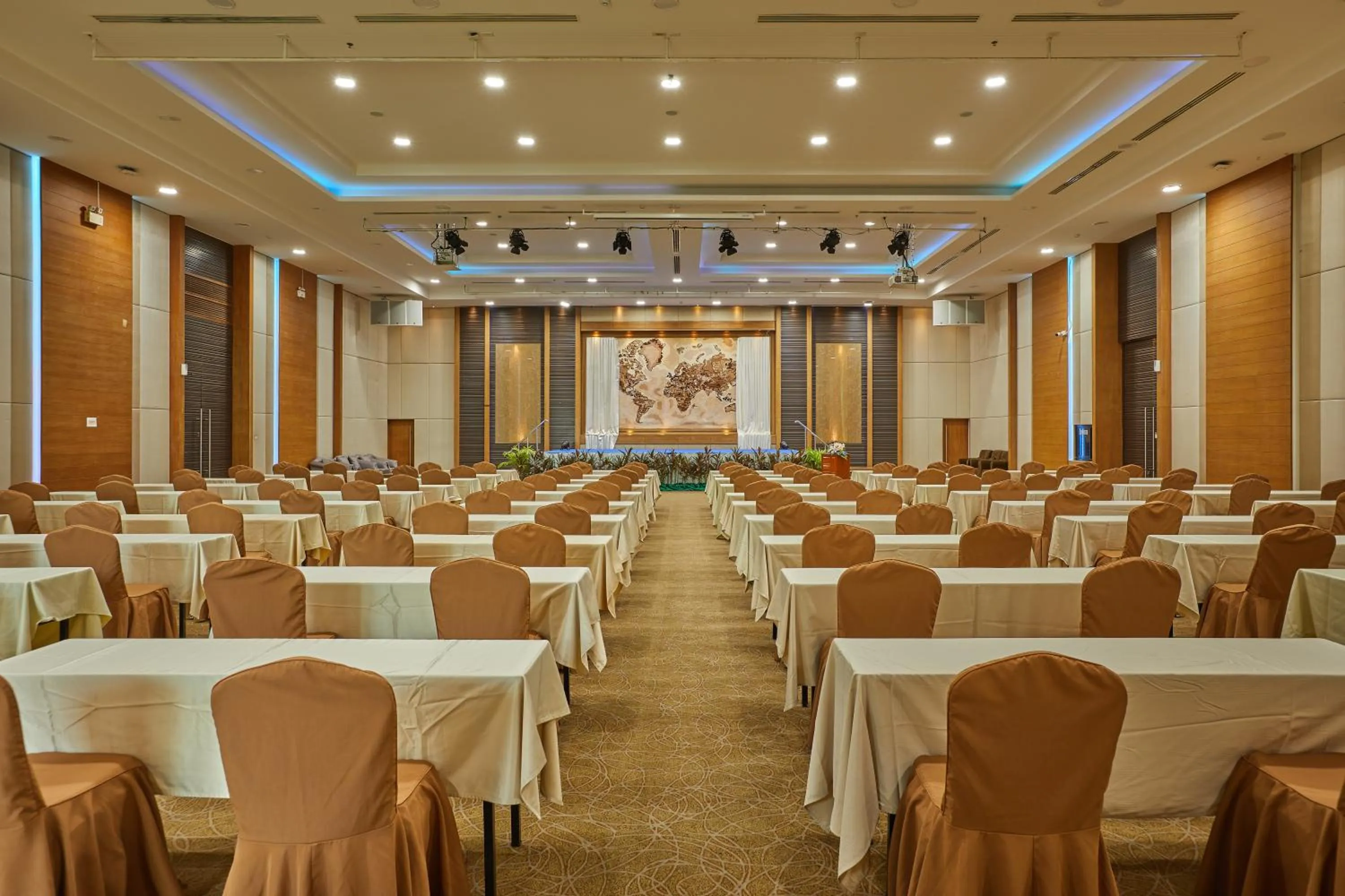 Meeting/conference room in Welcome World Beachfront Resort