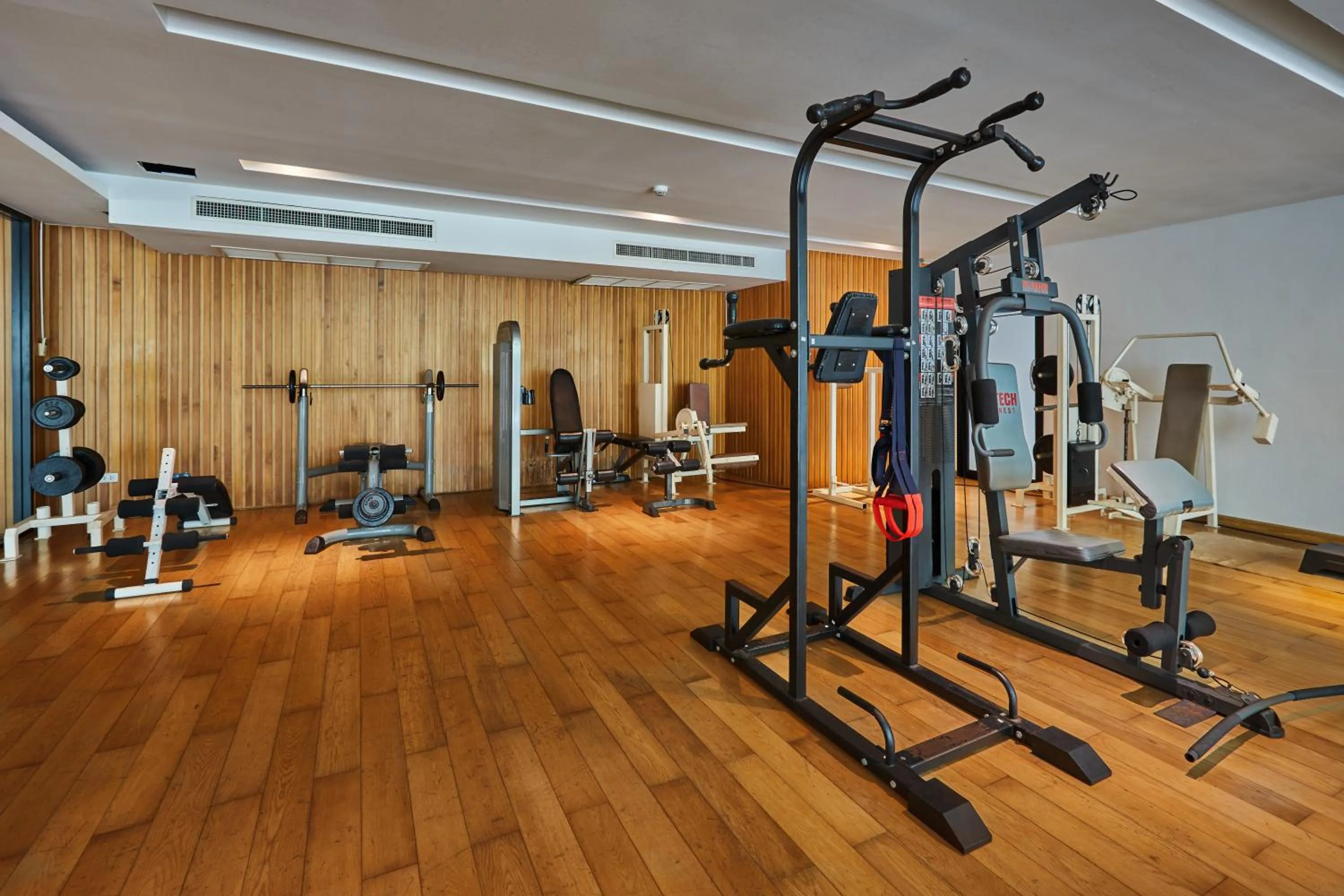 Fitness centre/facilities in Welcome World Beachfront Resort