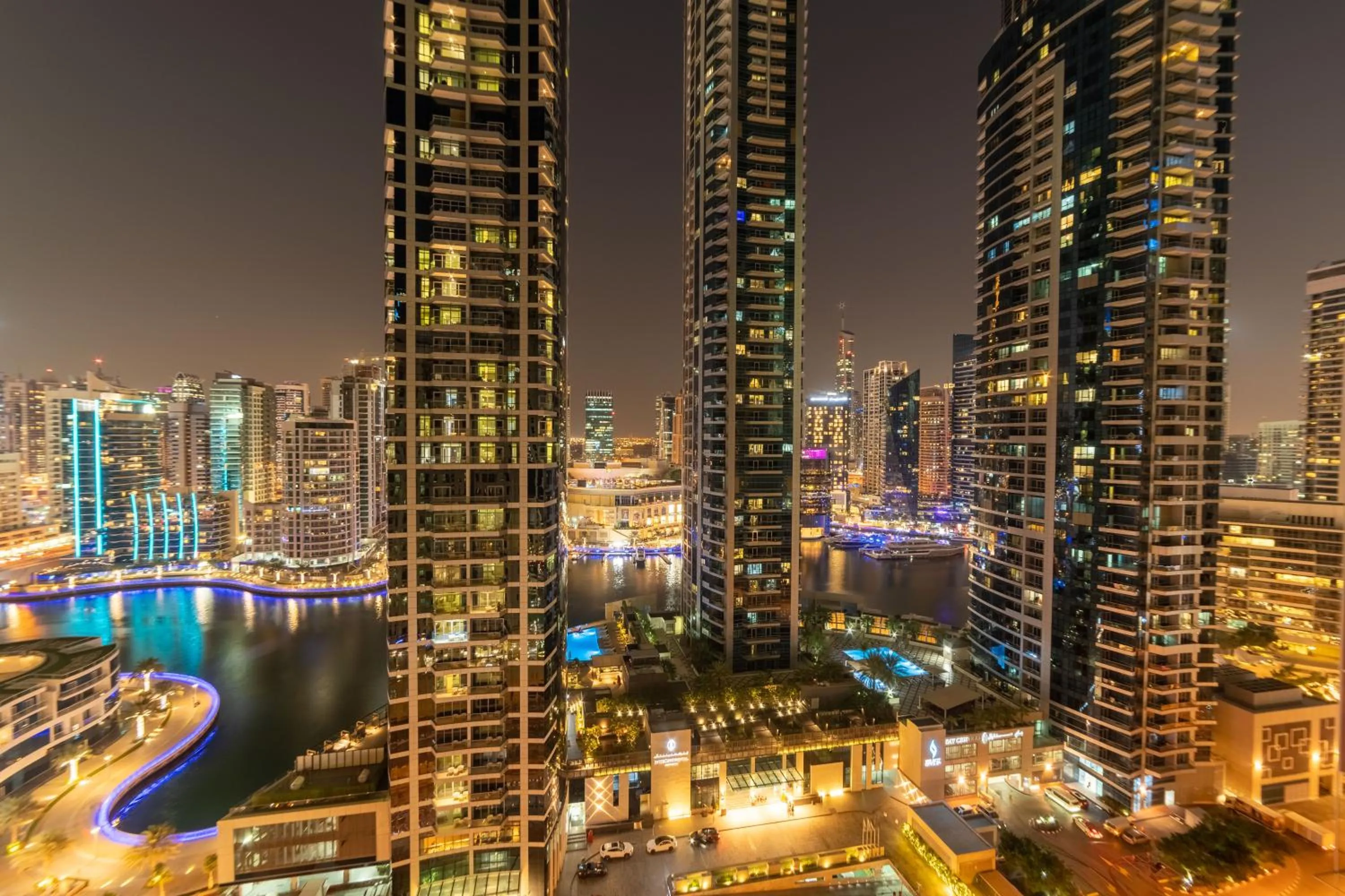 Lake view in SUHA JBR Hotel Apartments