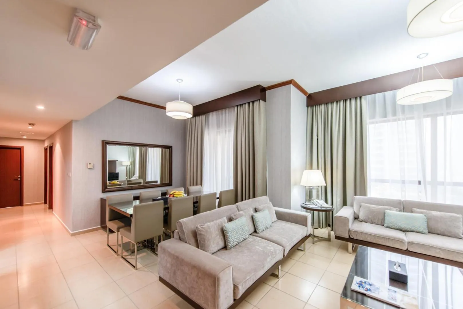 Living room in SUHA JBR Hotel Apartments