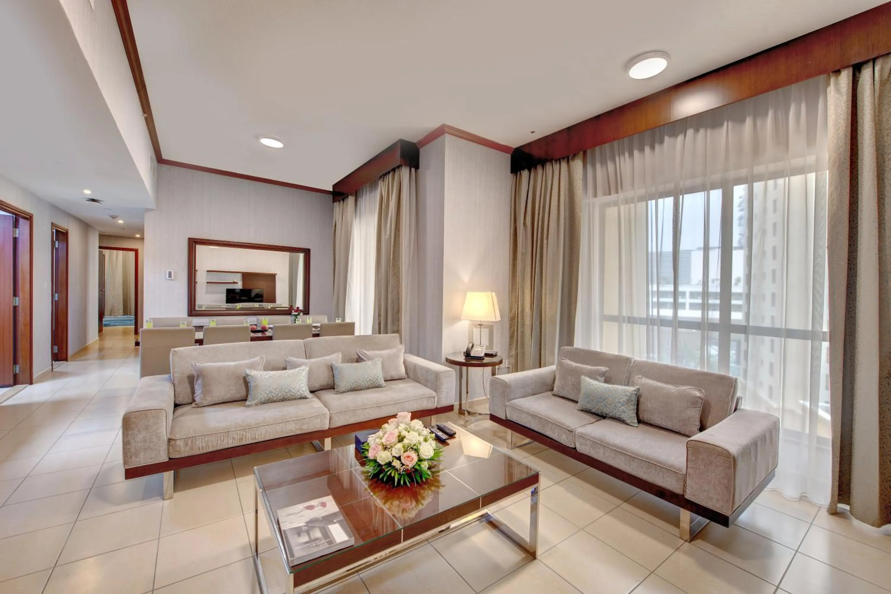 Living room in SUHA JBR Hotel Apartments