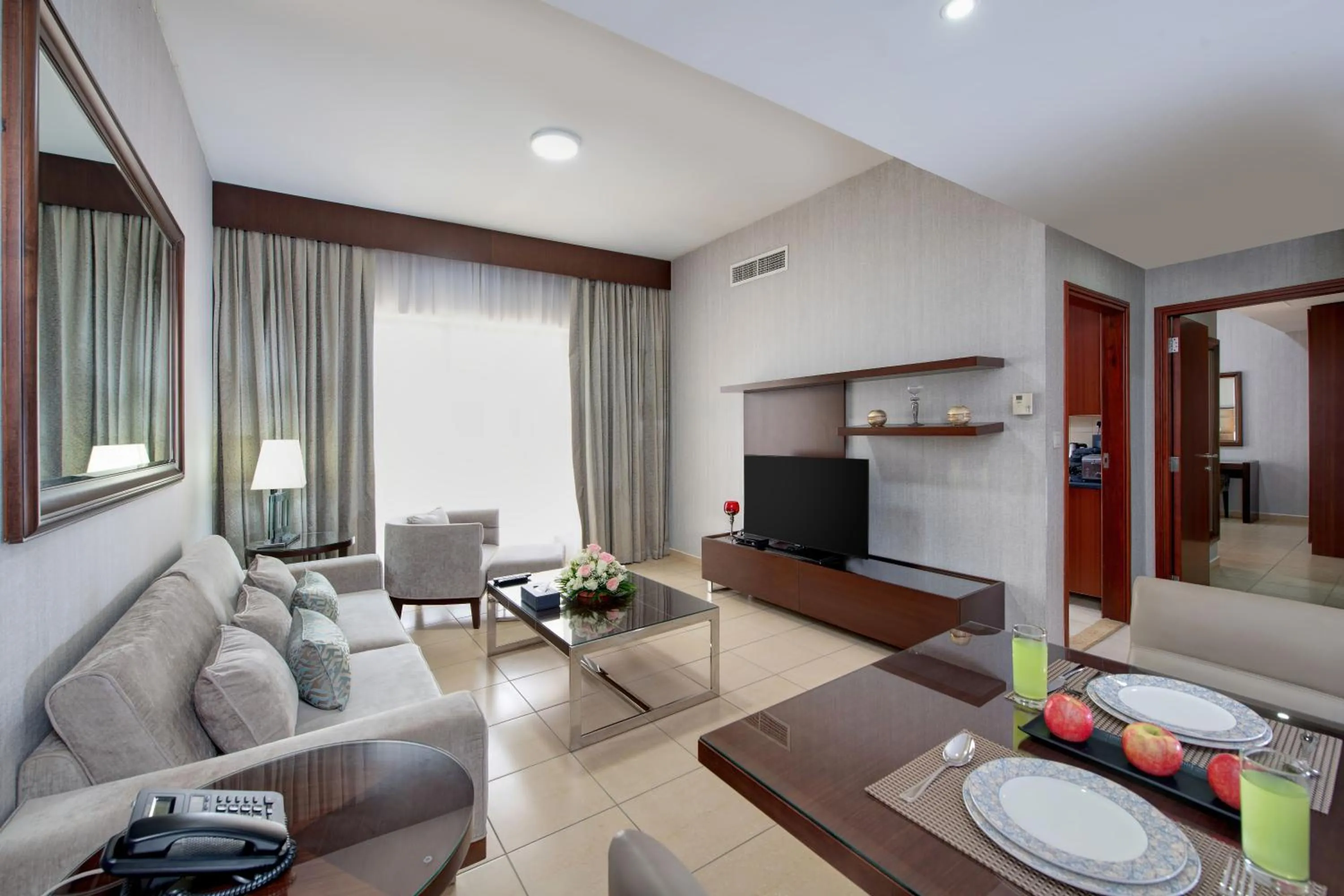 TV and multimedia in SUHA JBR Hotel Apartments