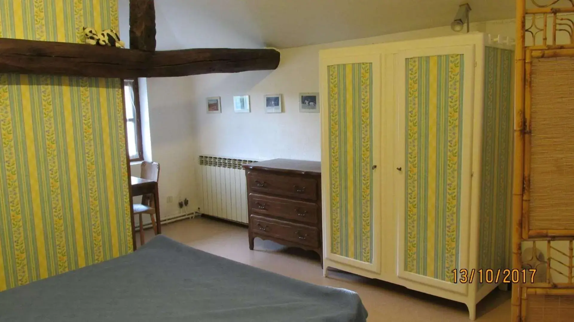 Double Room in La vache sur le toit Double Room in La vache sur le toit