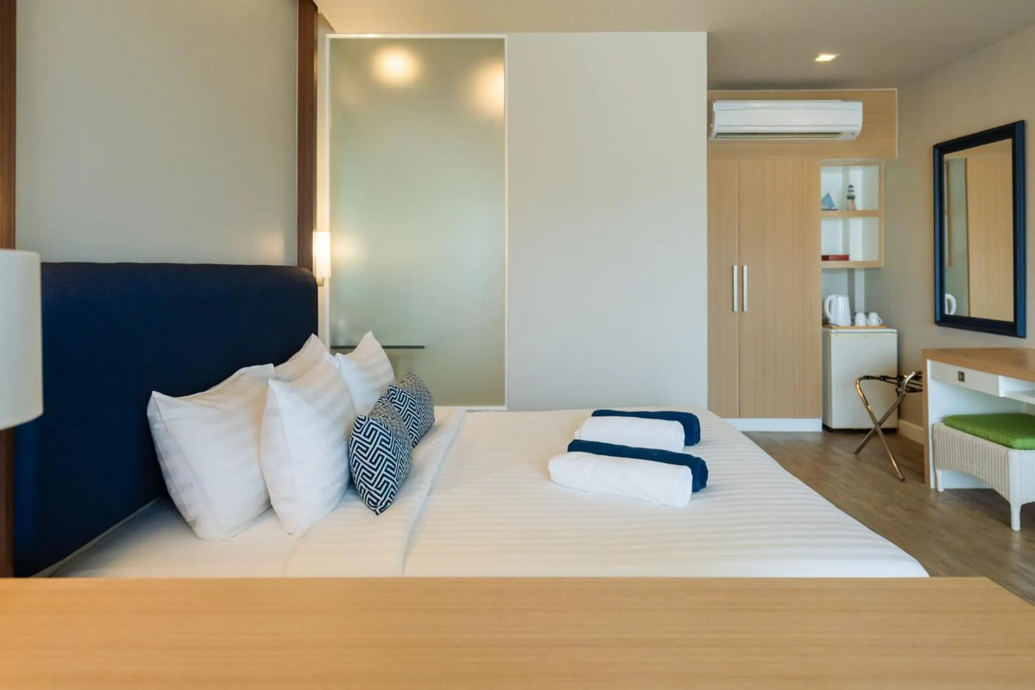 Bed in Phuket Boat Quay Hotel Panwa Beach