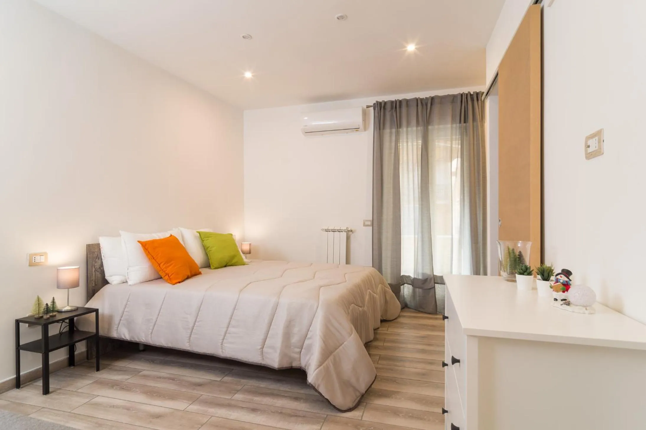 Photo of the whole room, Bed in Giù al Centro