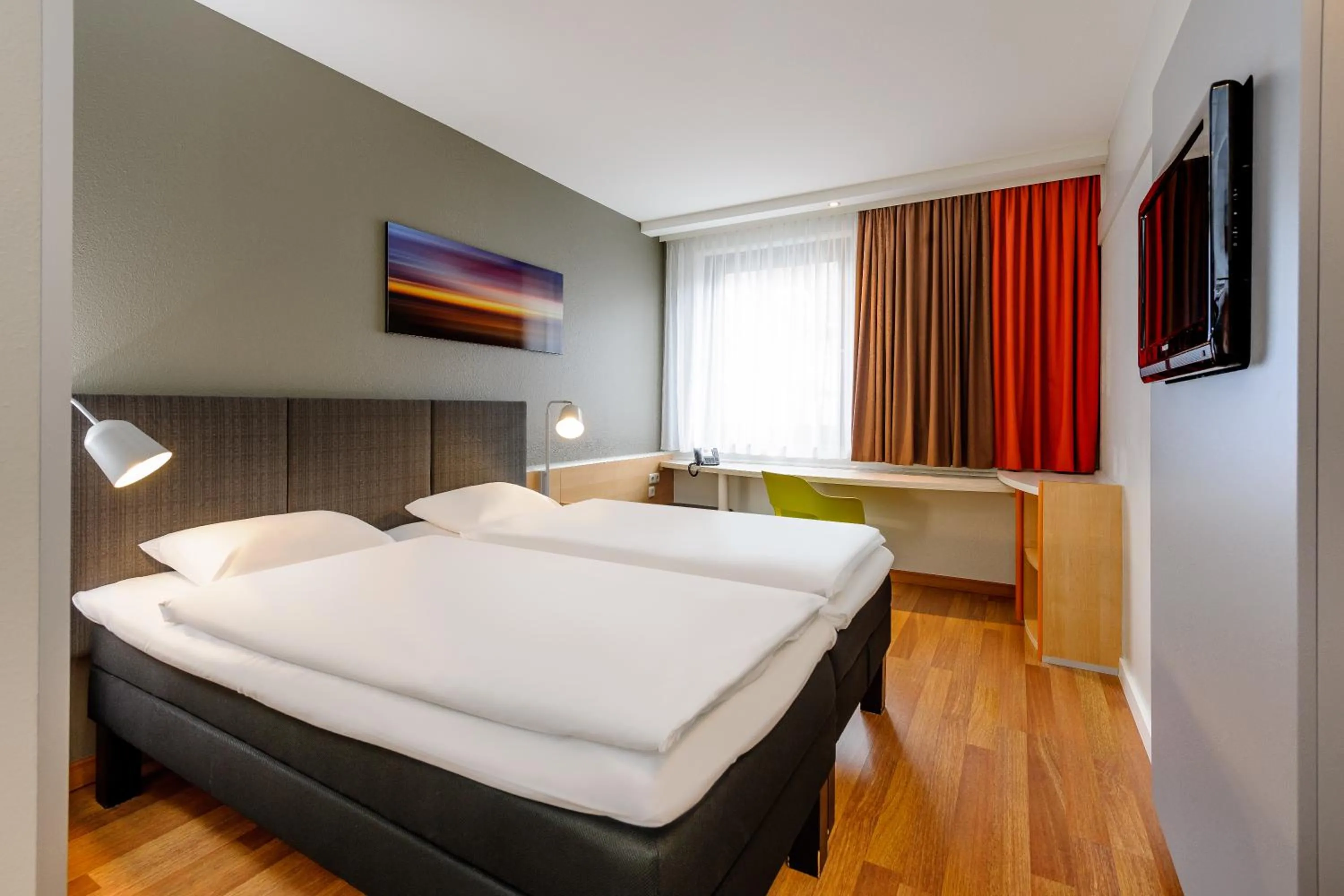 TV and multimedia, Bed in ibis Bremen City