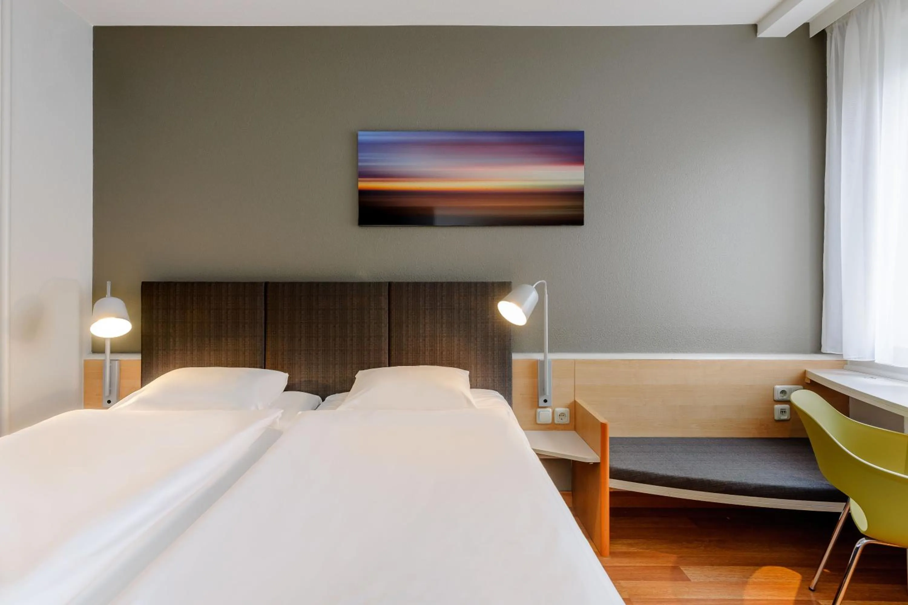 Living room, Bed in ibis Bremen City