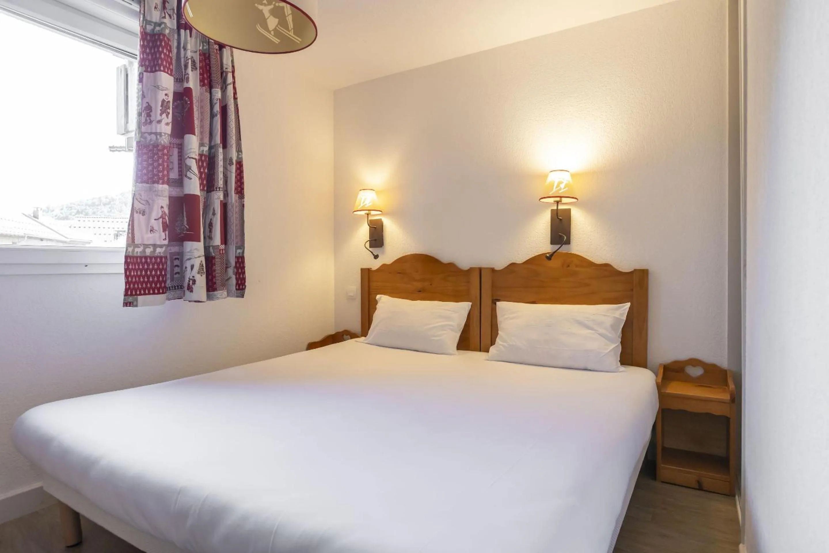 Bedroom, Bed in Résidence Odalys Les Bergers