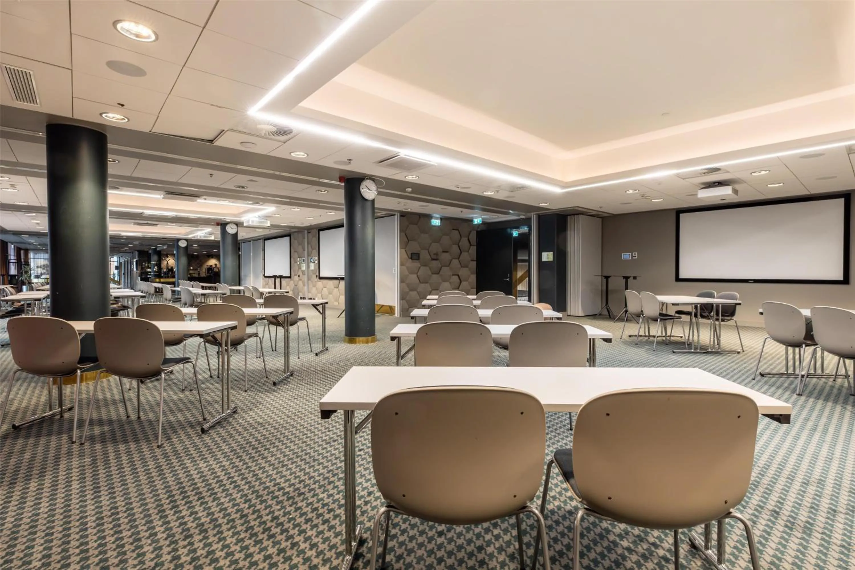 Meeting/conference room in Scandic Simonkenttä