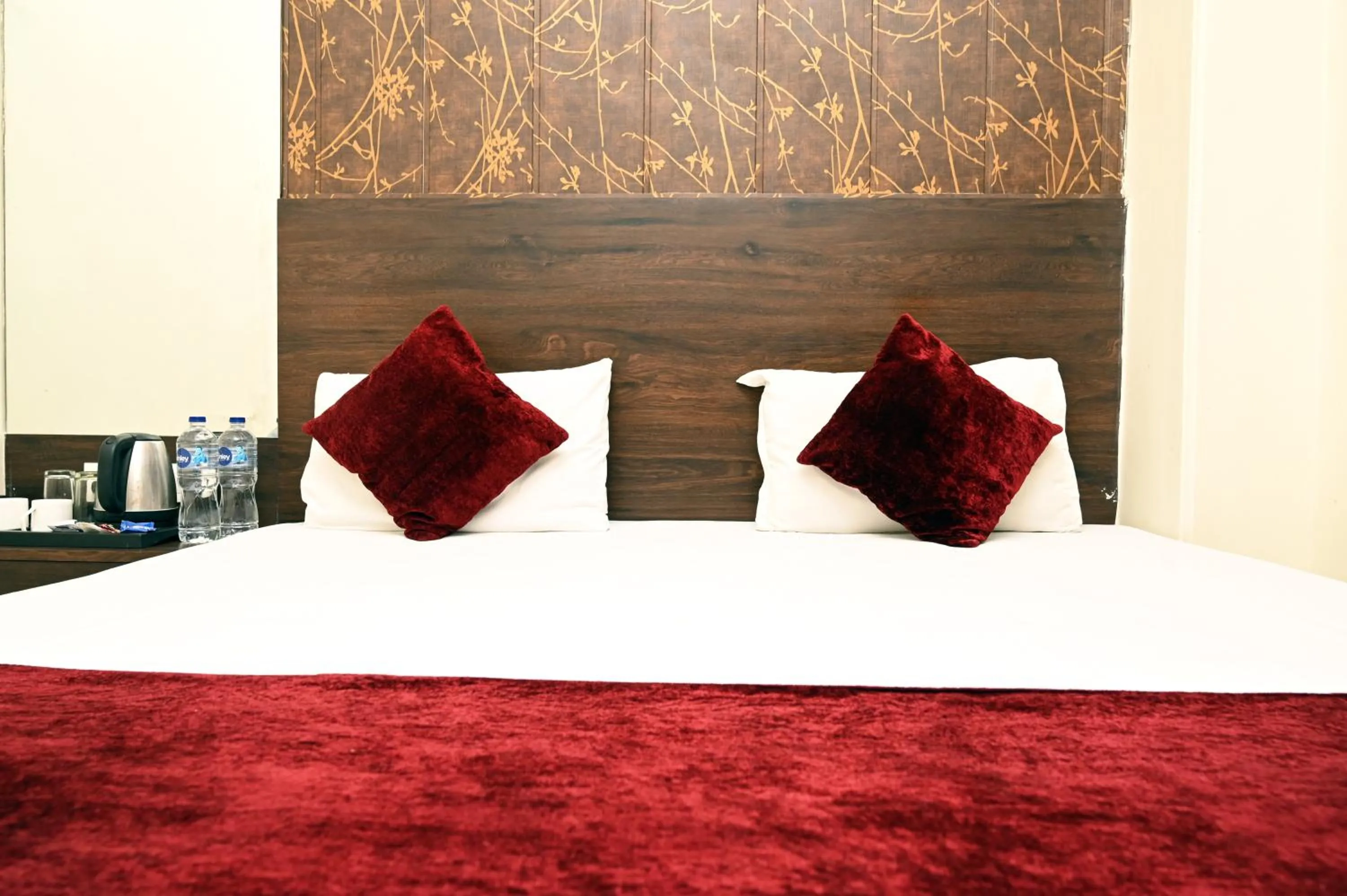 Bed in Hotel Pulse Inn- Near Jaipur Railway Station