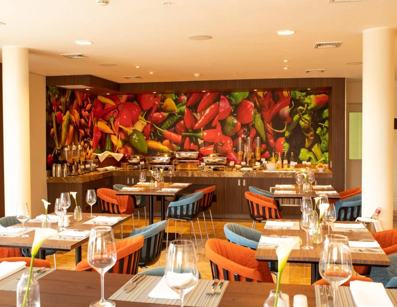 Restaurant/places to eat in Hotel Estelar San Isidro